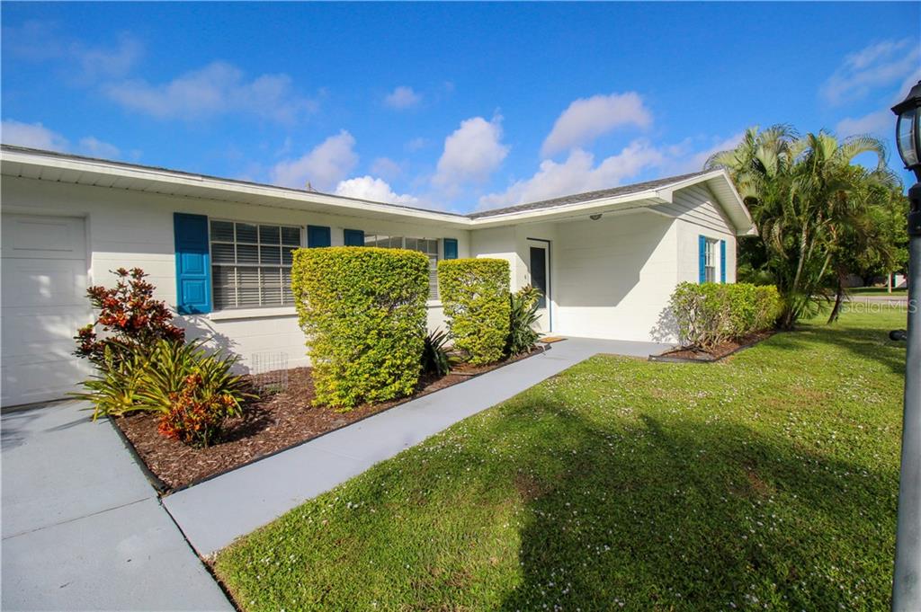 Property at 2806 TAUNTON DR W, Bradenton