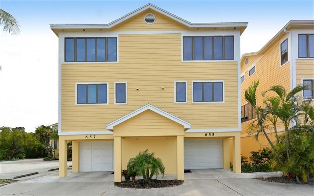 655 CEDARS CT #655 - Photo 1