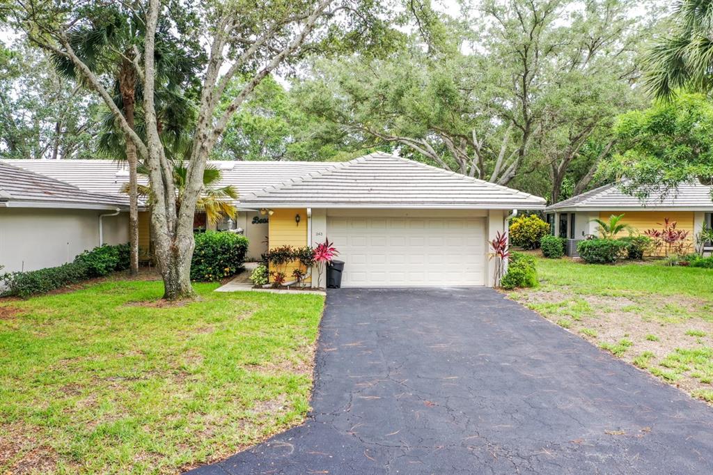 243 SOUTHAMPTON LN #273 - Photo 1