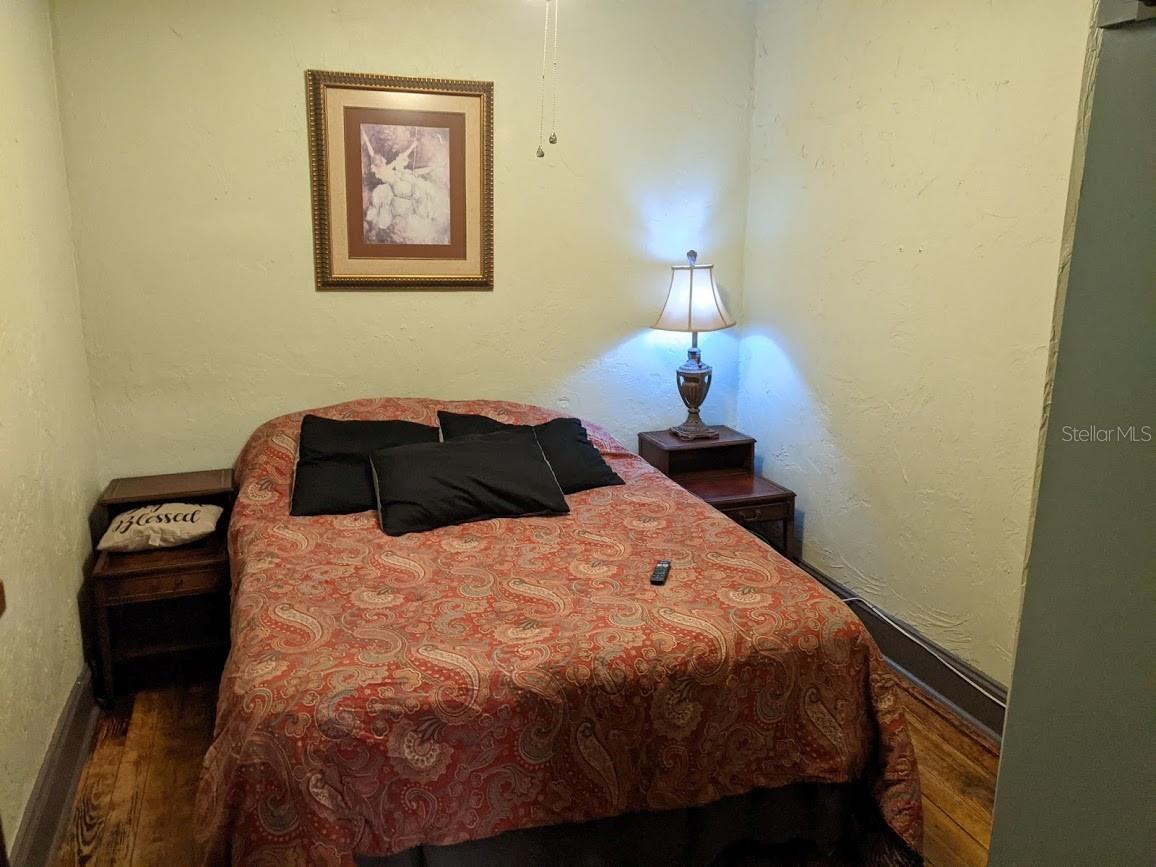 401 COLONIA LN E #13 - Photo 1