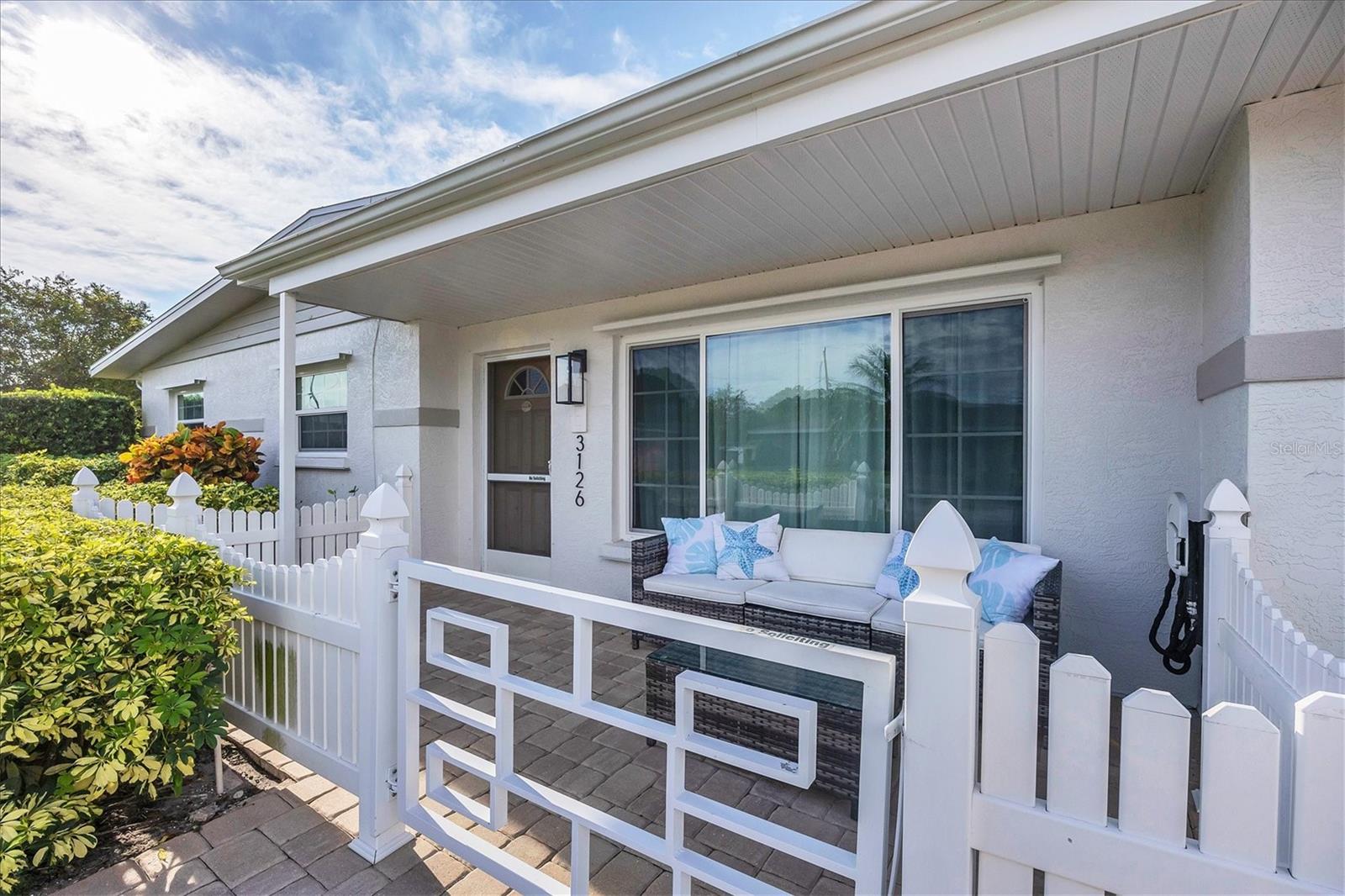 3126 BOUGAINVILLEA ST - Photo 1