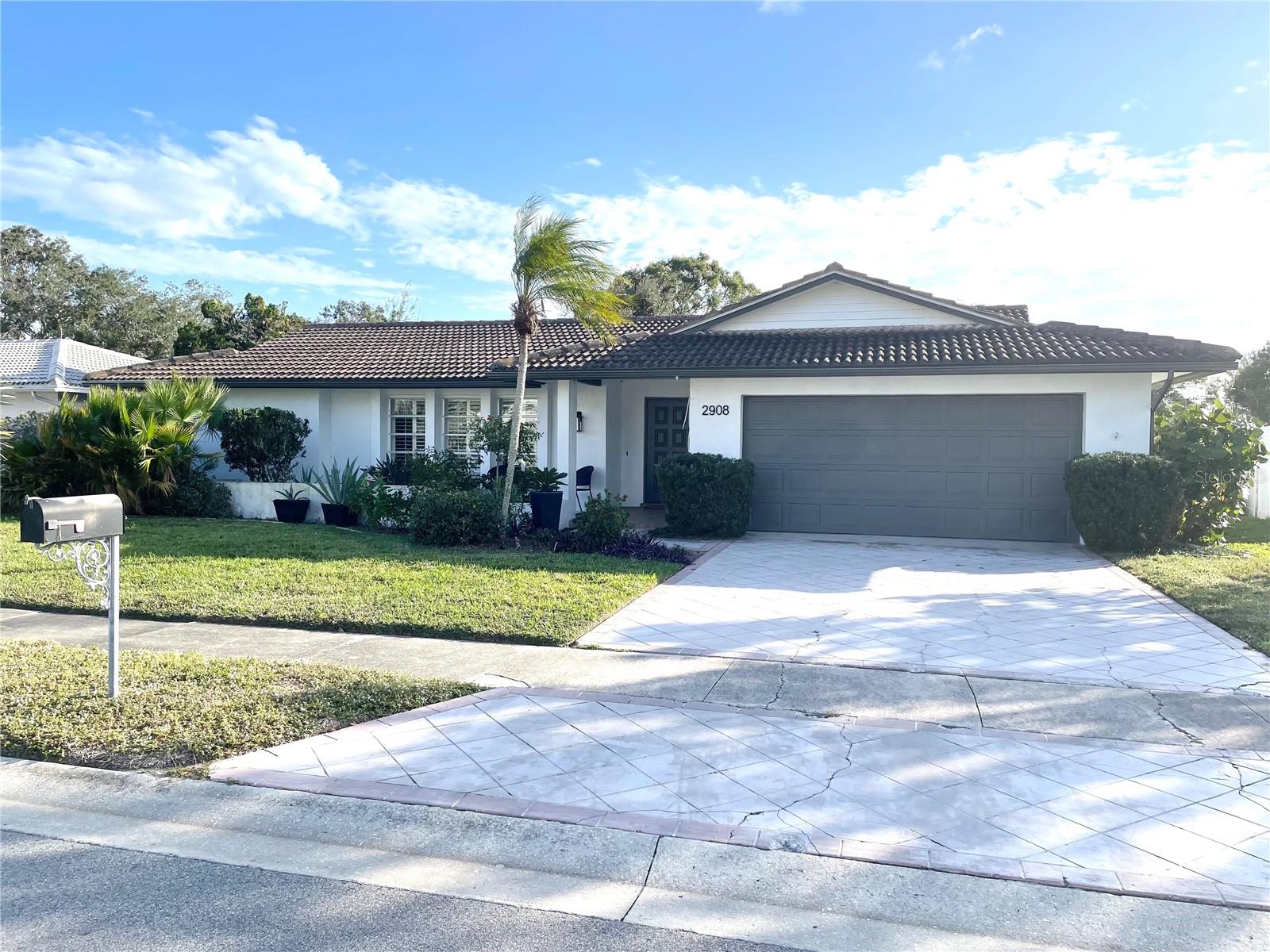 2908 CAPTIVA DR - Photo 1