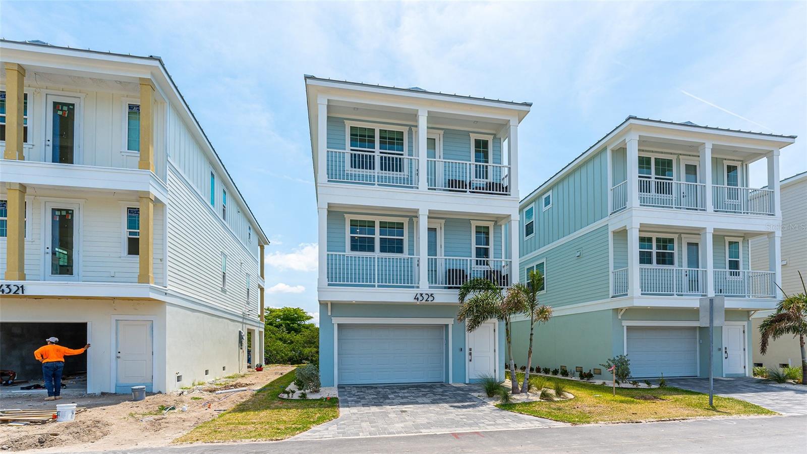 4325 MARINA VIEW WAY - Photo 1