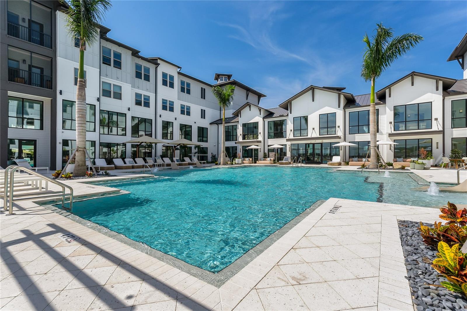 1420 LAKEFRONT DR #4211 - Photo 1