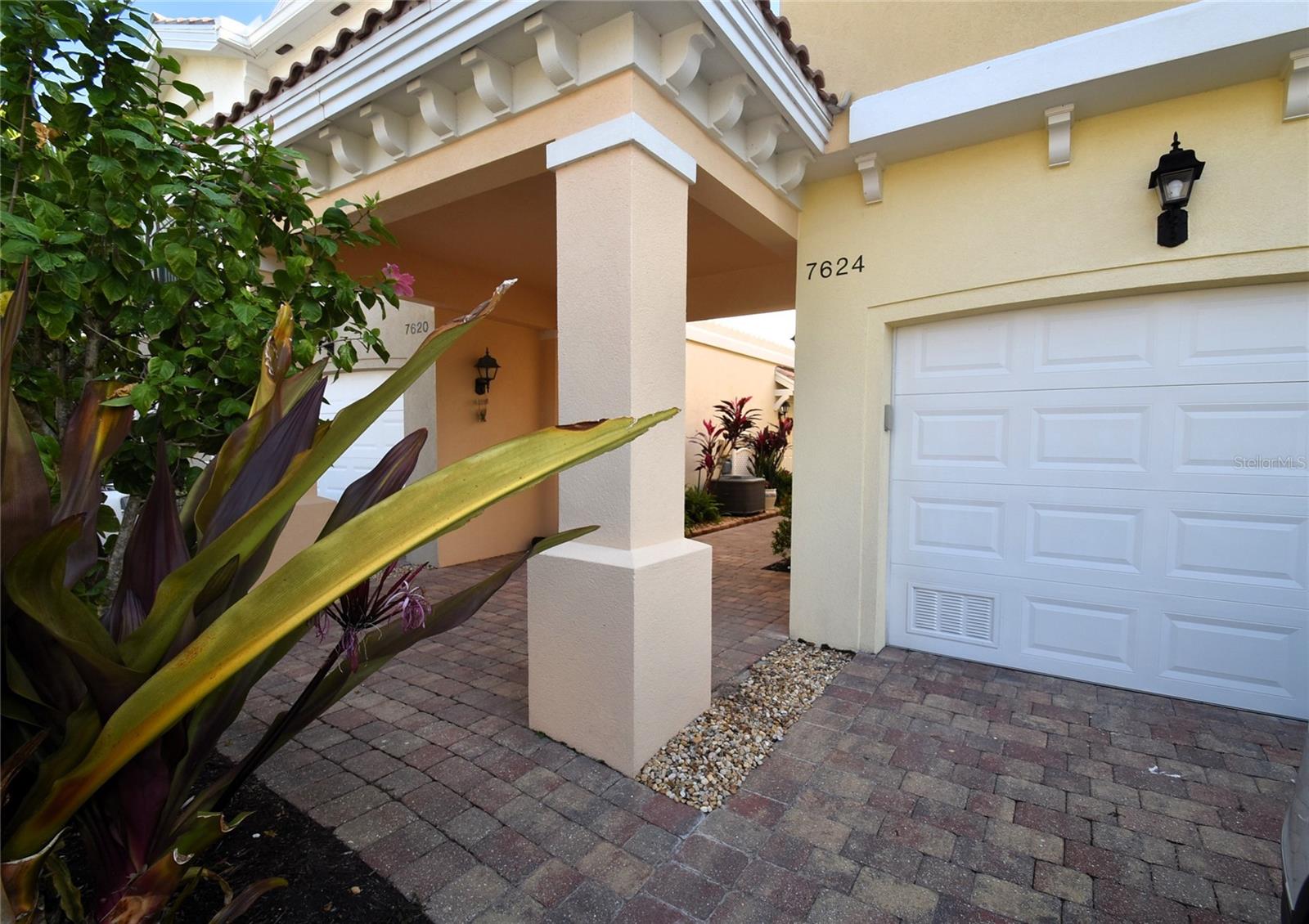 7624 BERGAMO AVE #4B - Photo 1