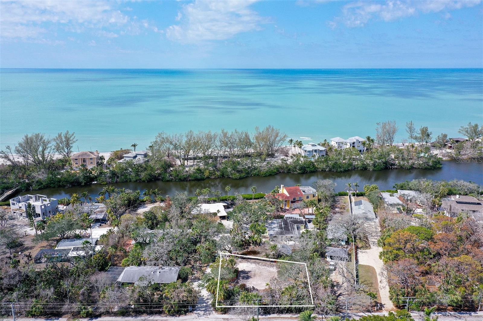 8504 HERON LAGOON CIR - Photo 1