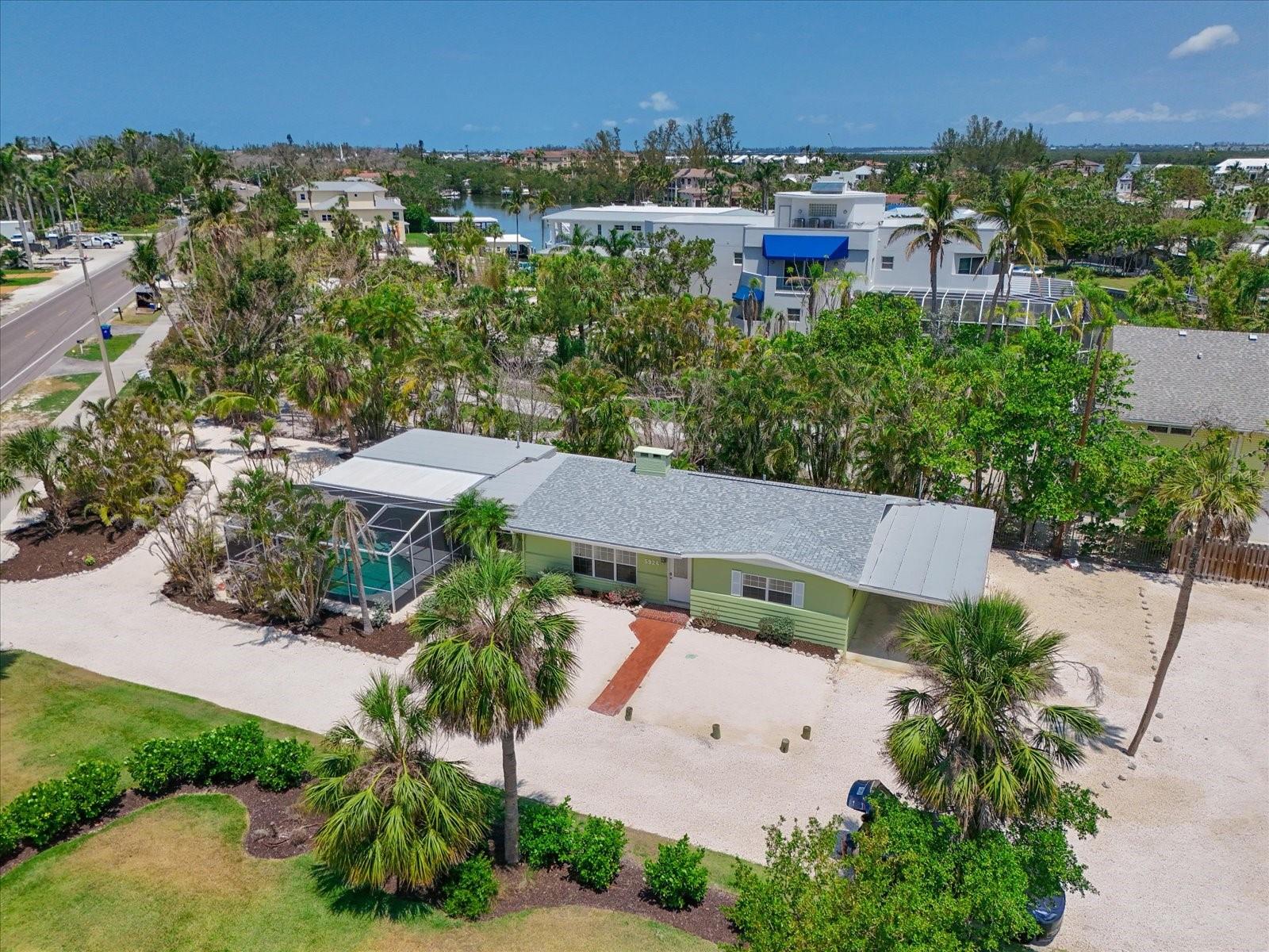 5924 GULF OF MEXICO DR - Photo 1