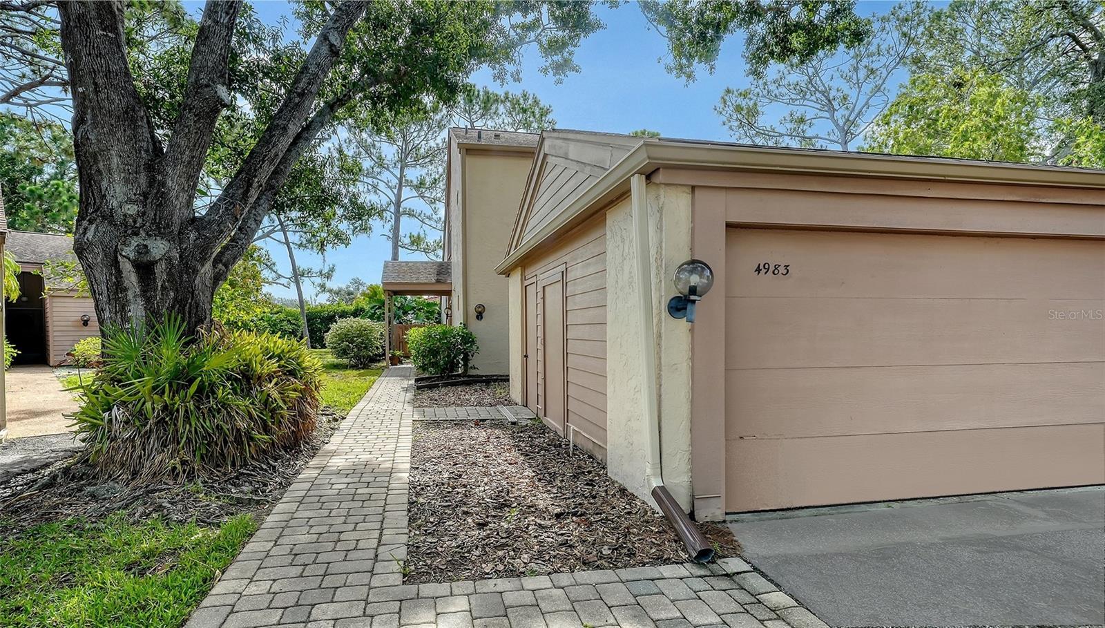 4983 GREENCROFT RD #181 - Photo 1