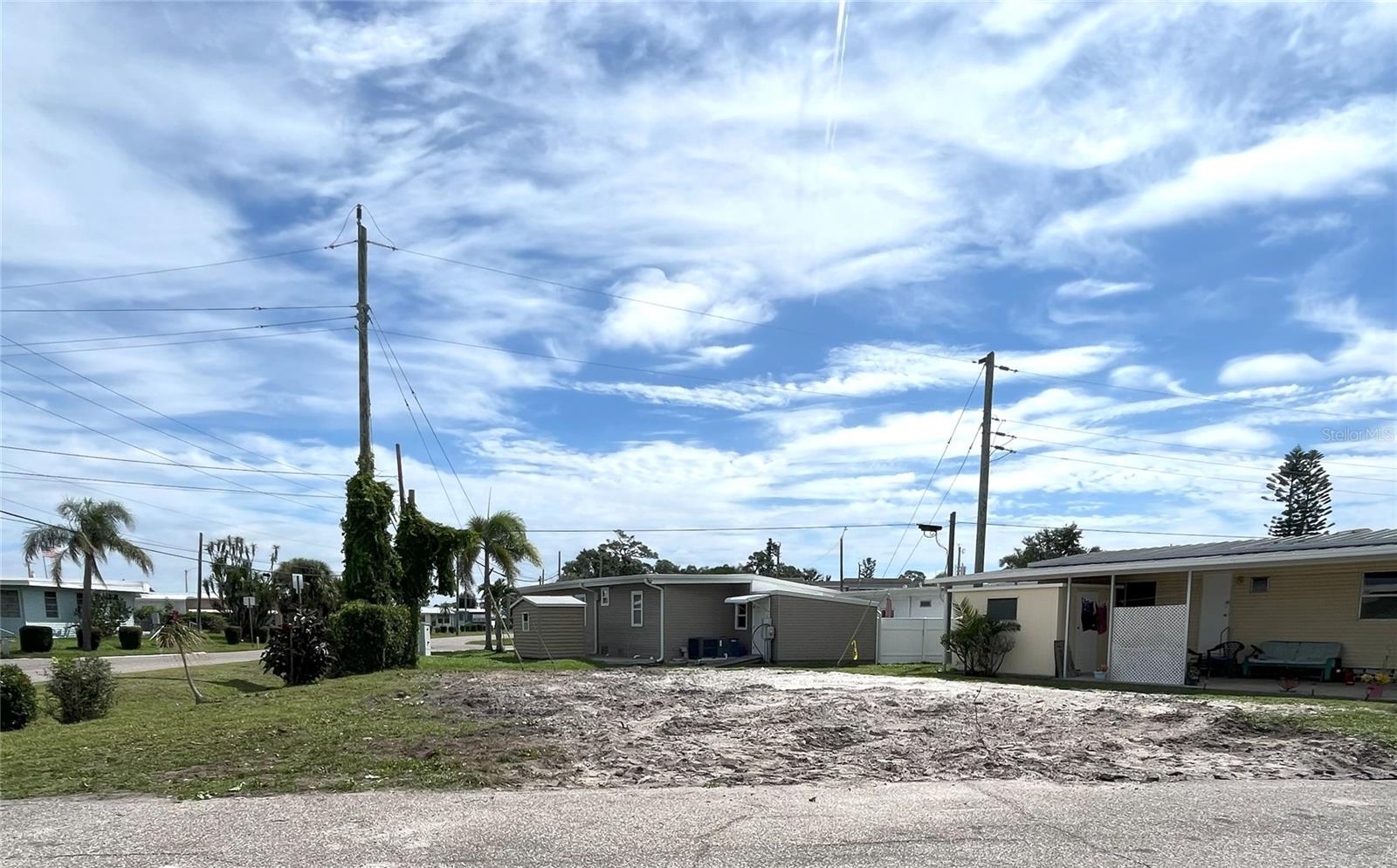 6903 E BAYOU LN - Photo 1