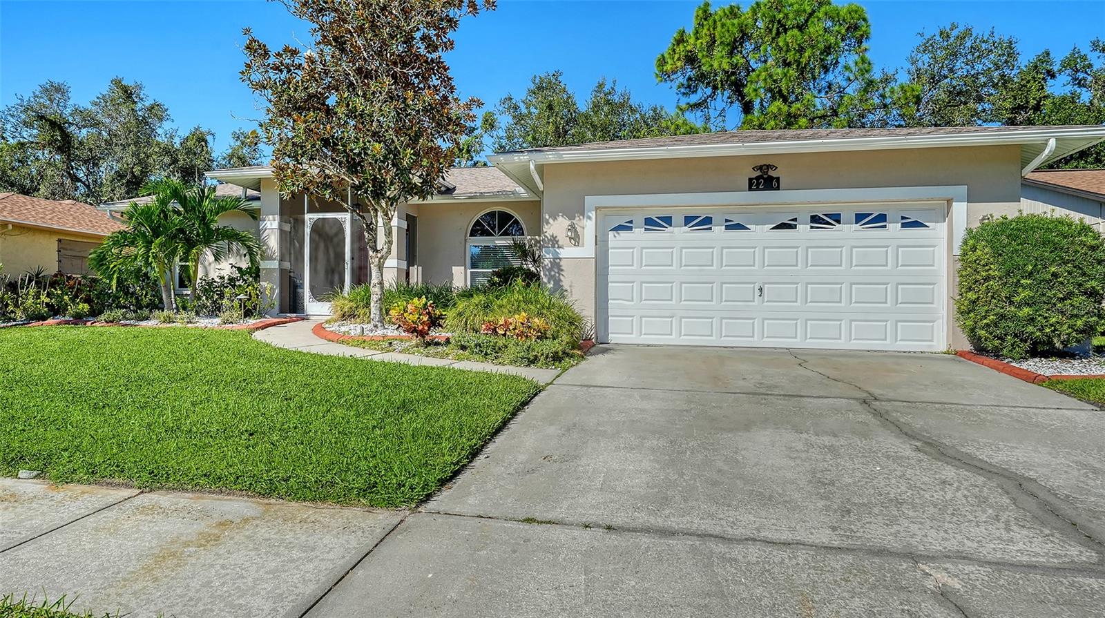 2246 CORK OAK ST W - Photo 1