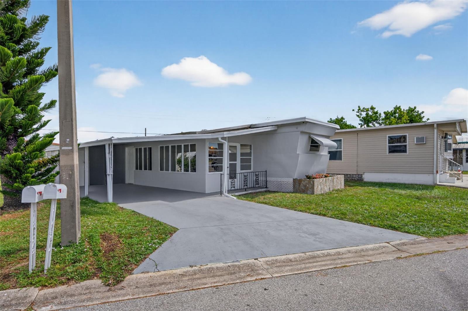 5162 BOCA RATON AVE - Photo 1