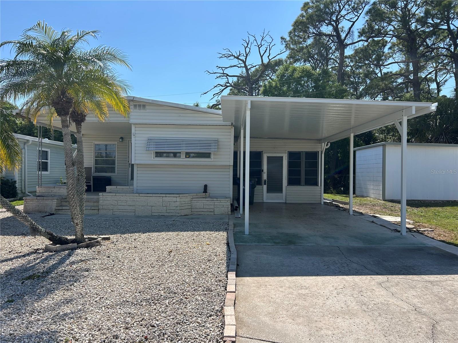 5325 BOCA RATON AVE - Photo 1