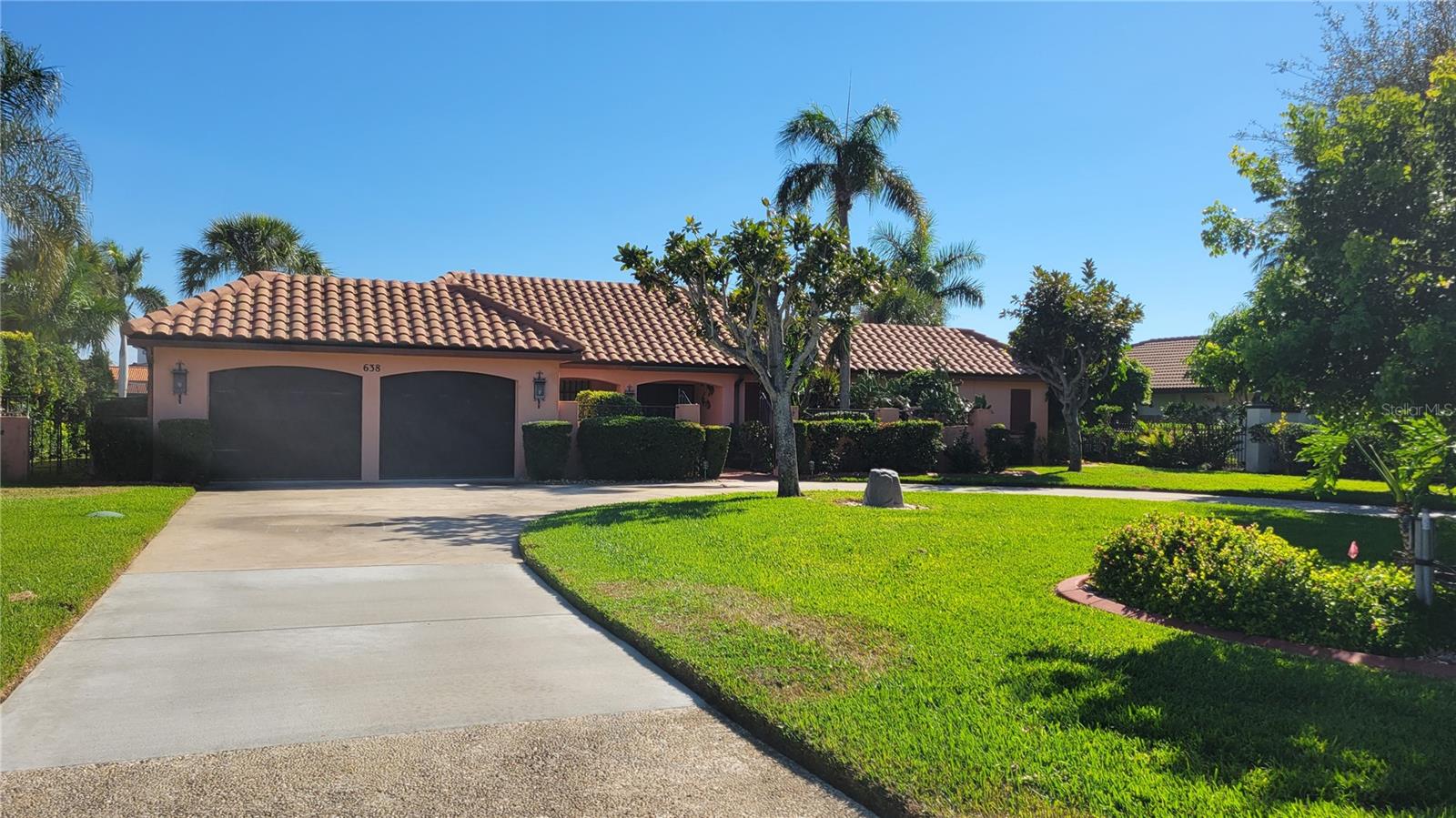 638 S OWL DR - Photo 1