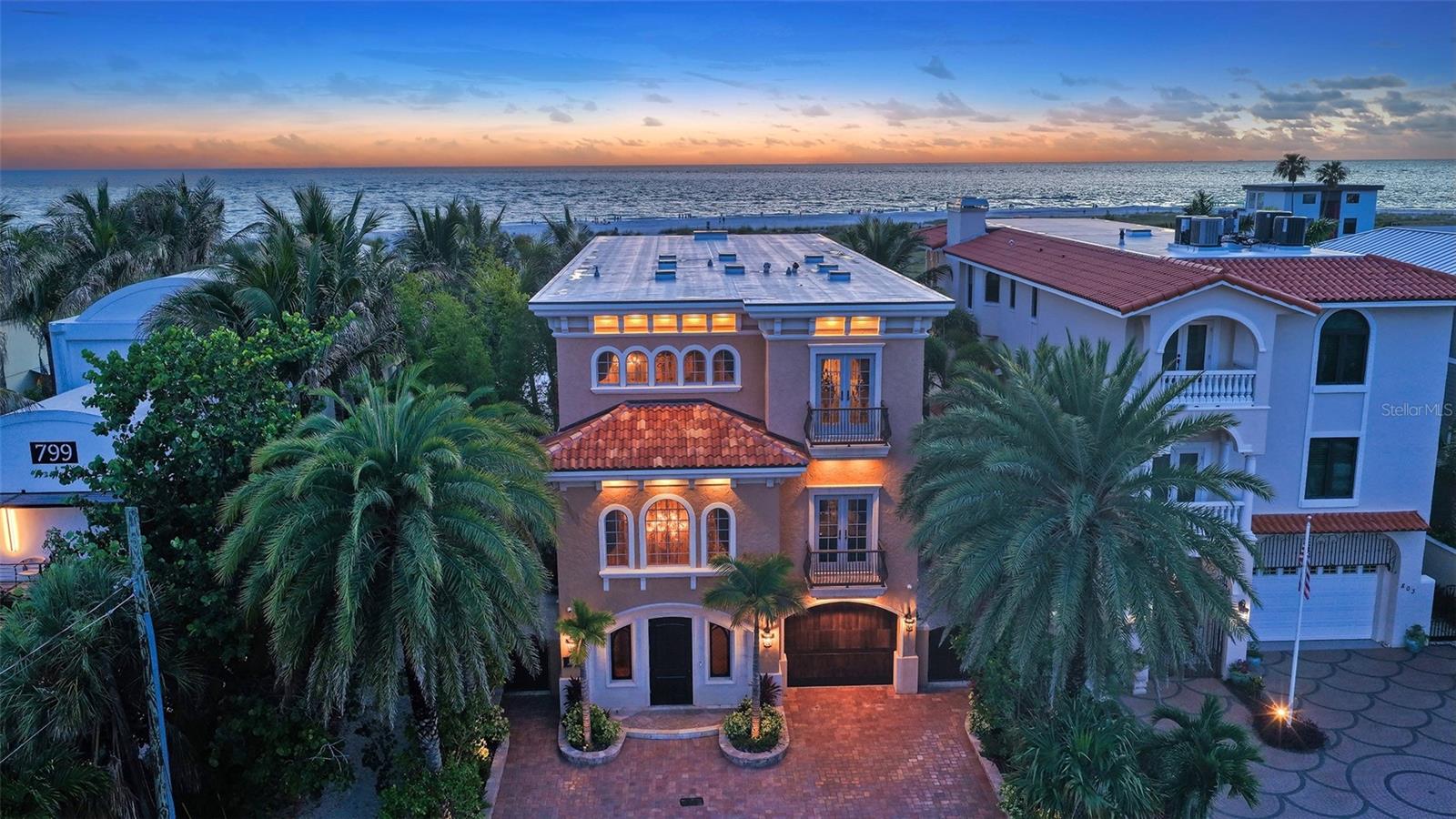801 N SHORE DR - Photo 1