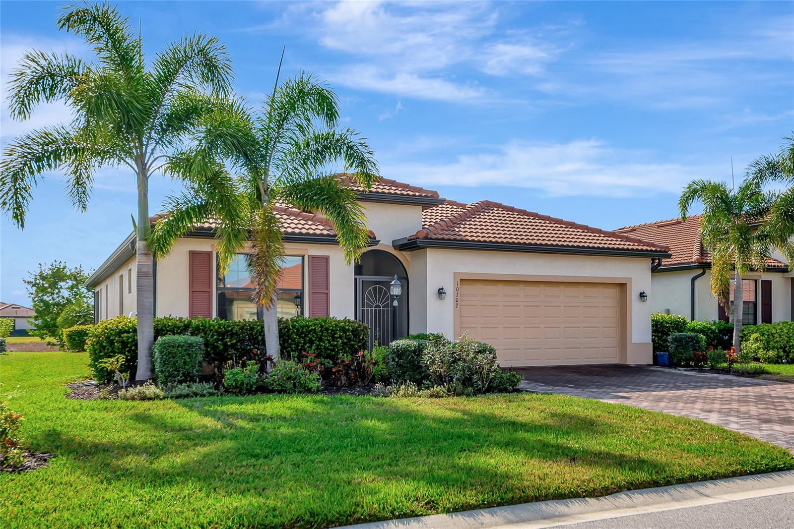 10202 MARBELLA DR - Photo 1