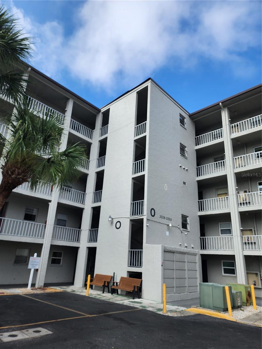3064 LAKE BAYSHORE DR #115 - Photo 1