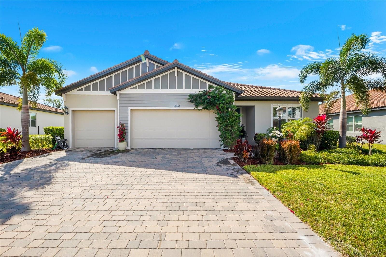 13832 GREEN HAMMOCK PL - Photo 1