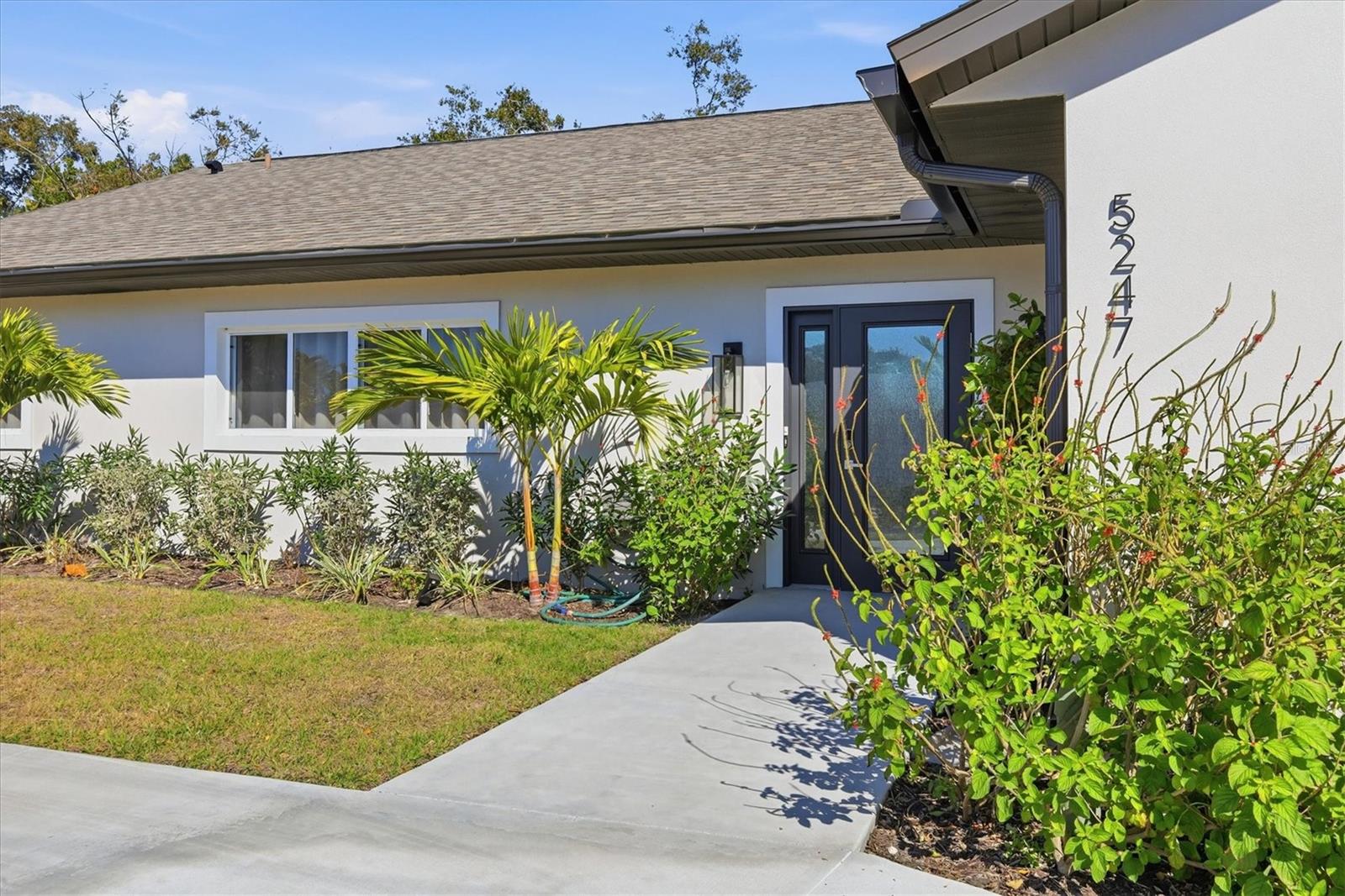 5247 CARMILFRA DR - Photo 1