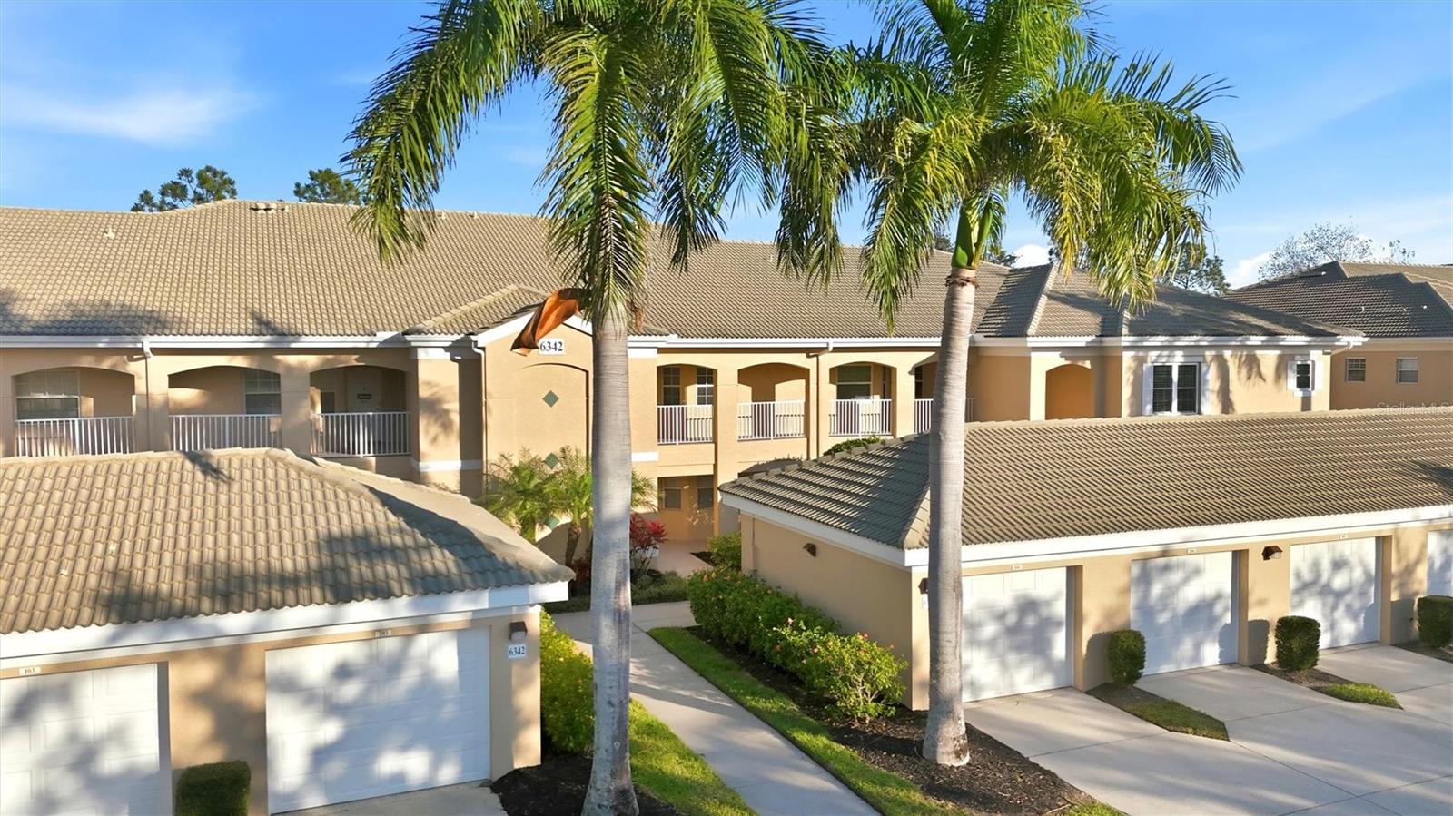 6342 GRAND OAK CIR #204 - Photo 1