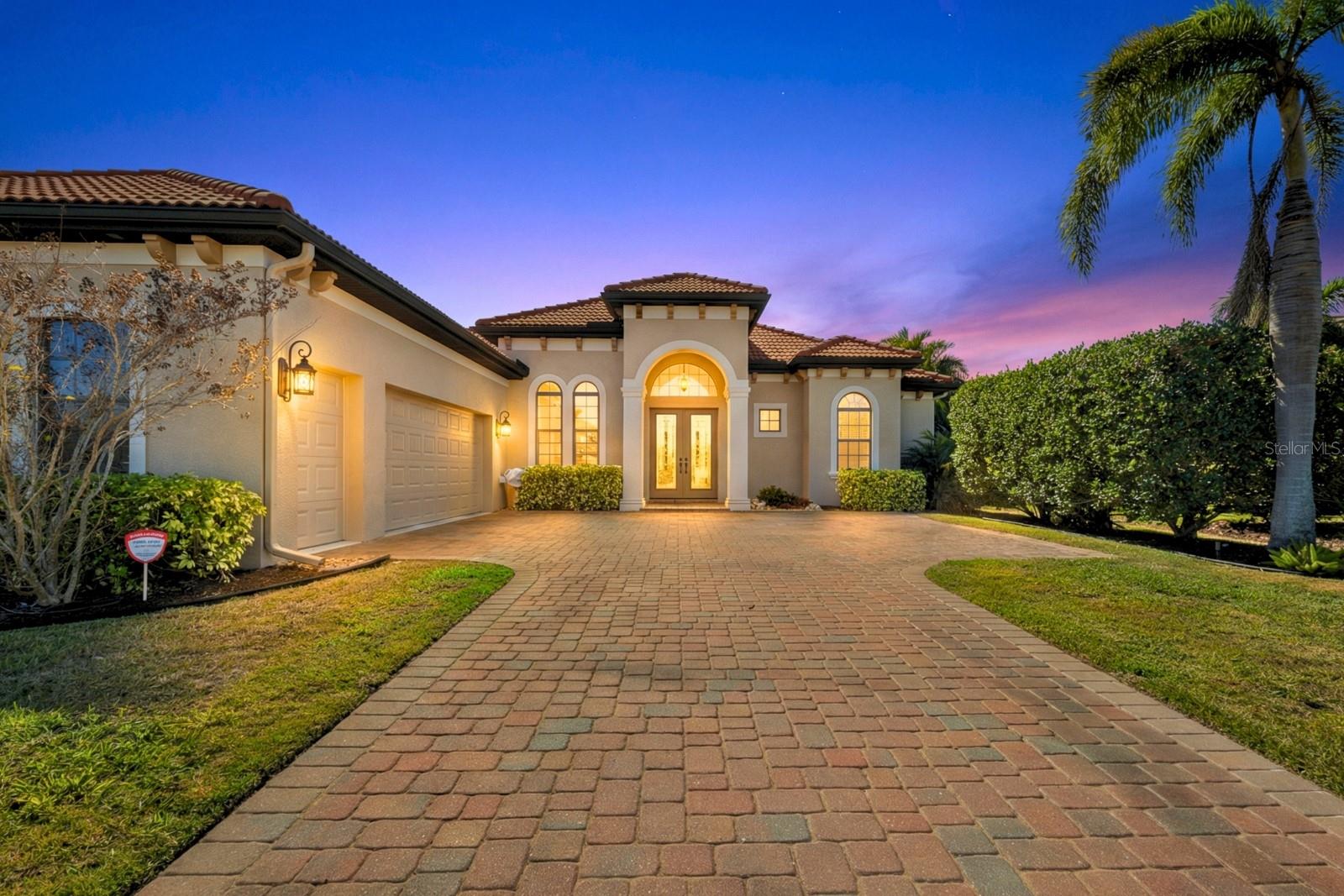 4816 TOBERMORY WAY - Photo 1