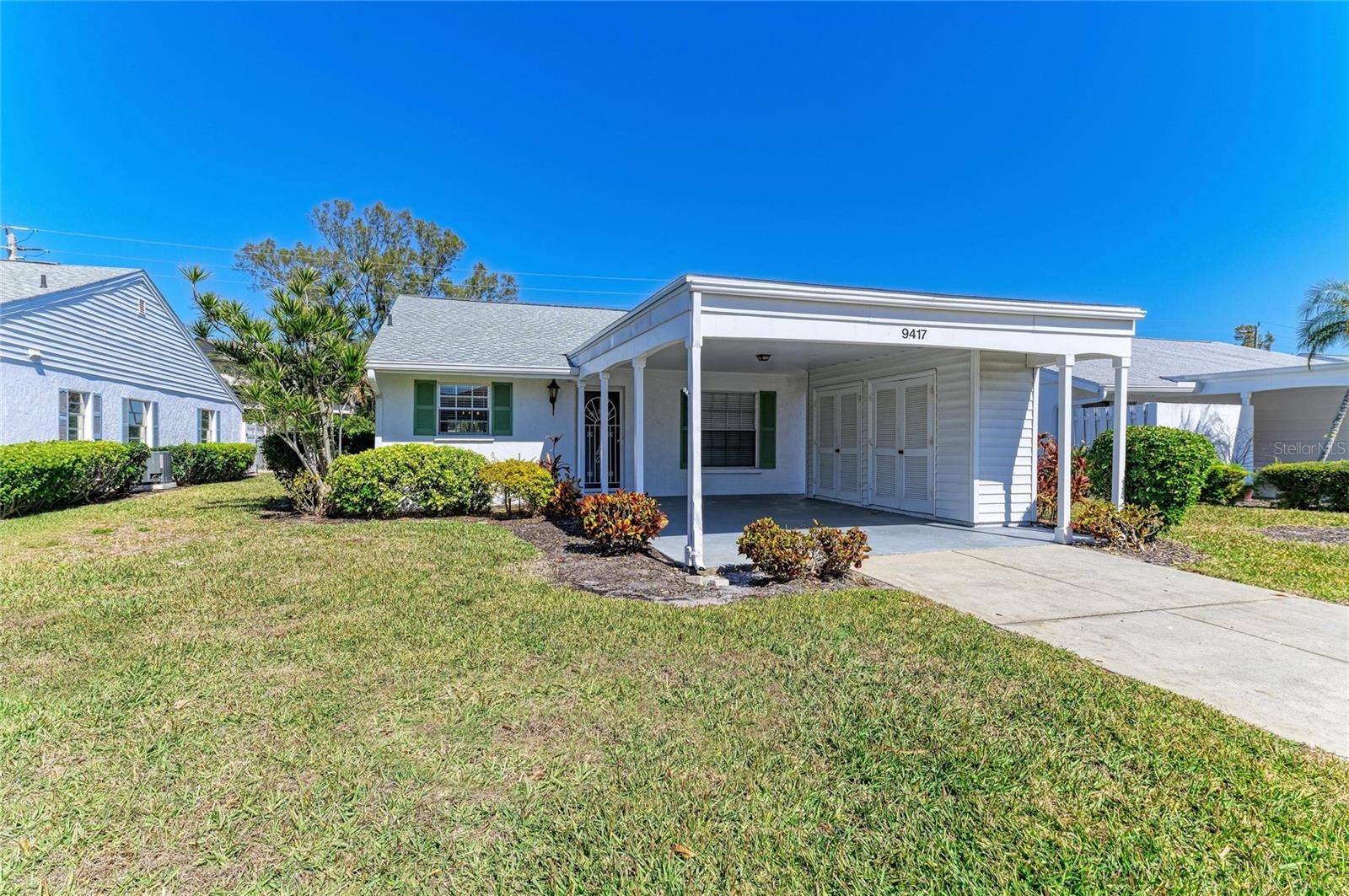 9417 KINGSTON DR #9417 - Photo 1