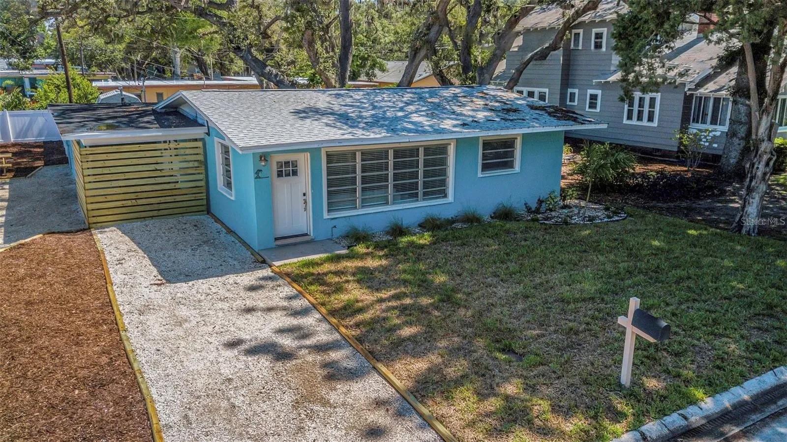 1500 CLEARWATER LARGO RD N - Photo 1