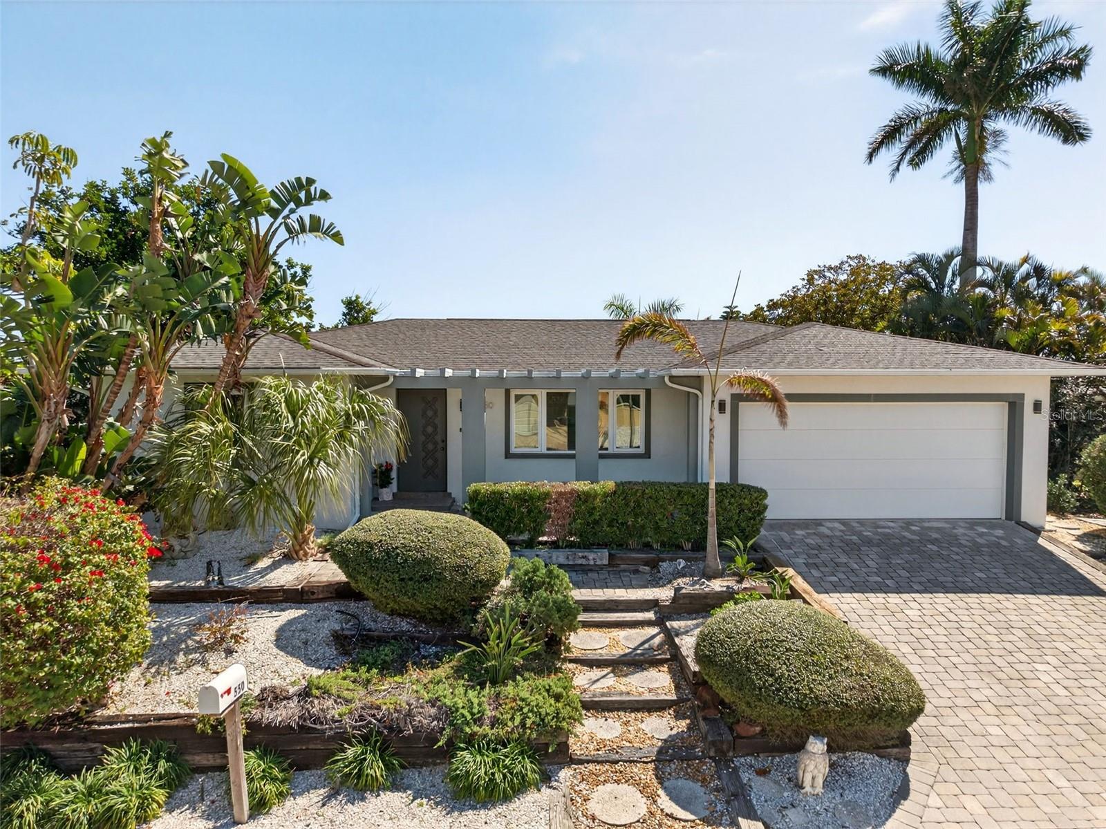 550 DE NARVAEZ DR - Photo 1
