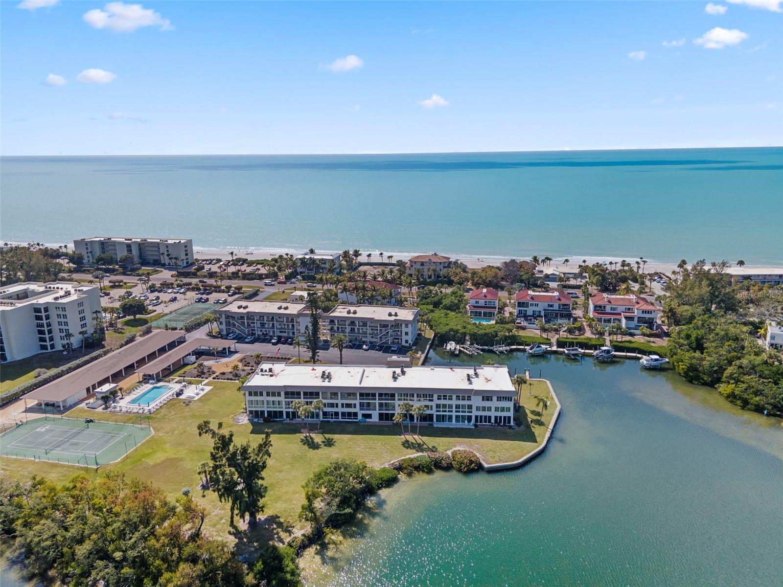 3330 GULF OF MEXICO DR #104D - Photo 1