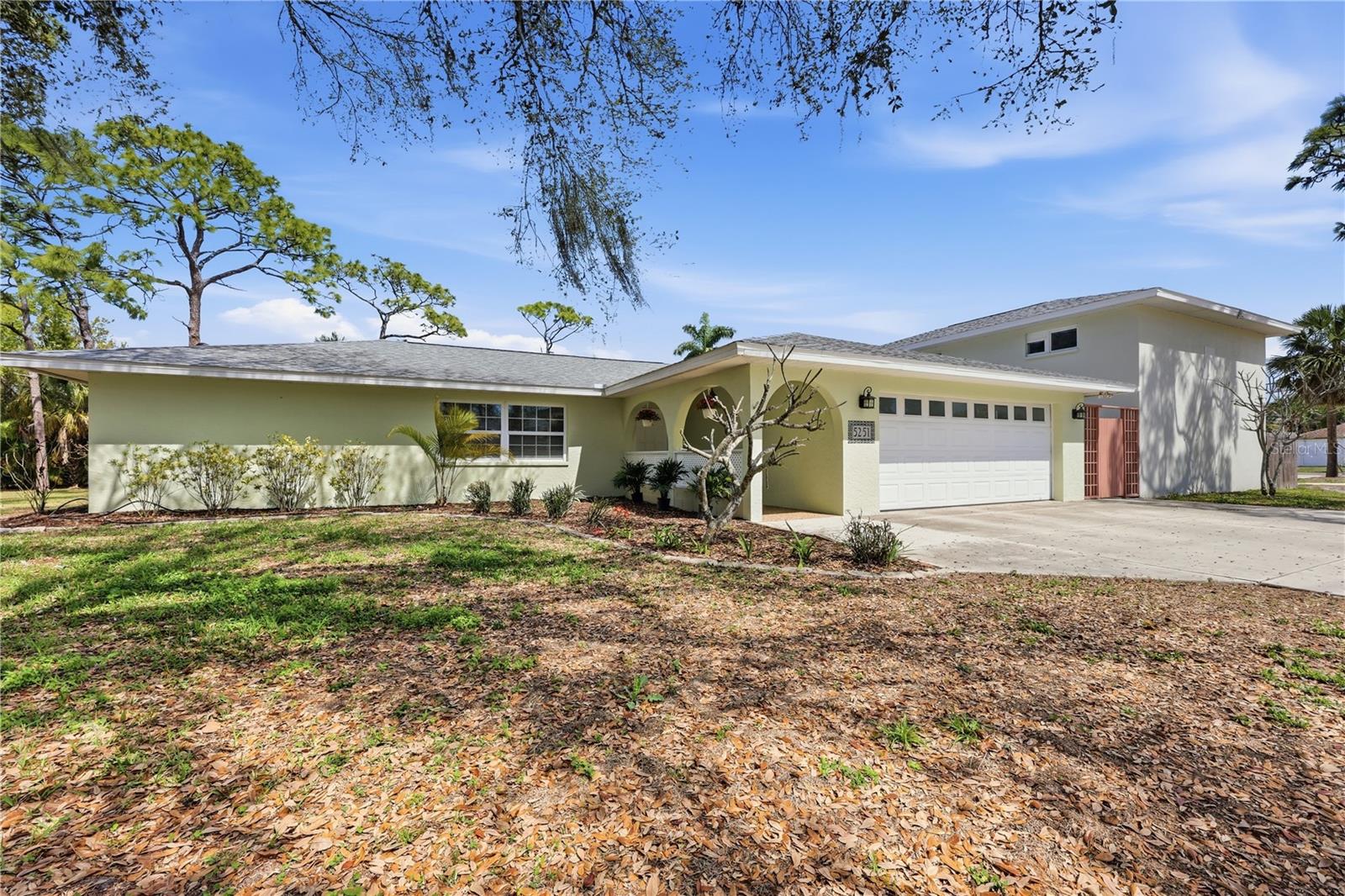 5251 ASHTON RD - Photo 1