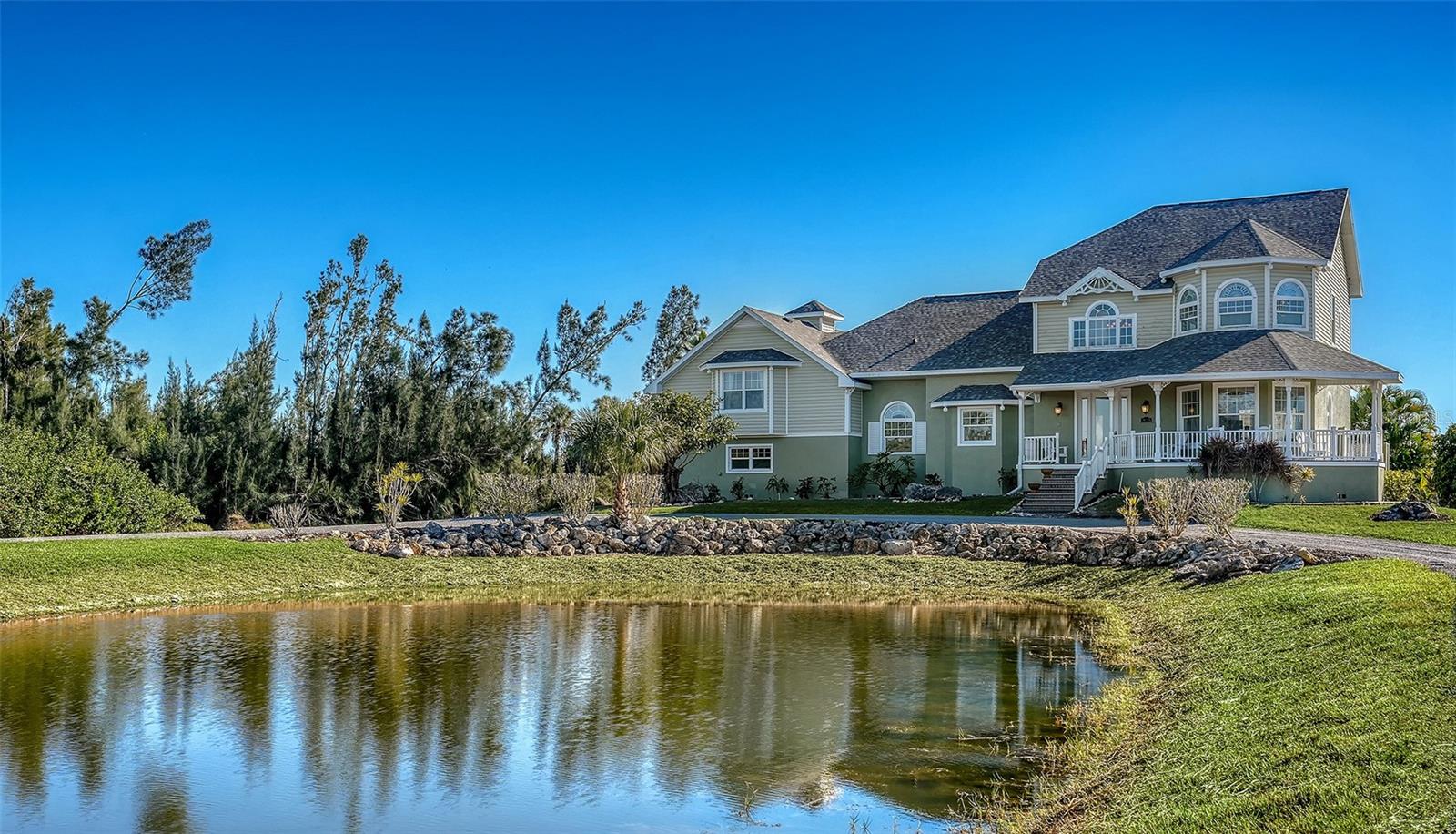 925 BAYSHORE DR - Photo 1