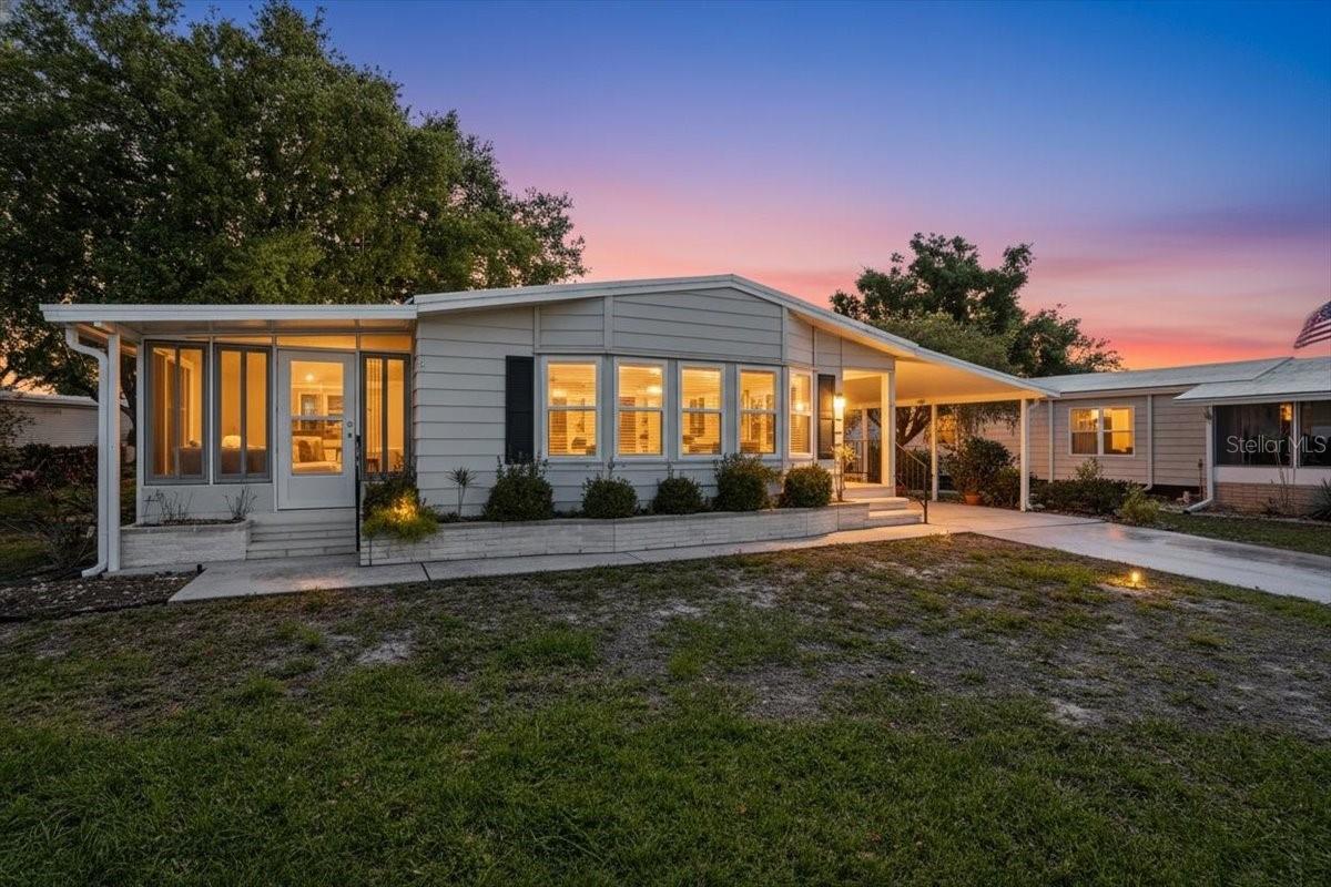 8514 MONARCH PL - Photo 1