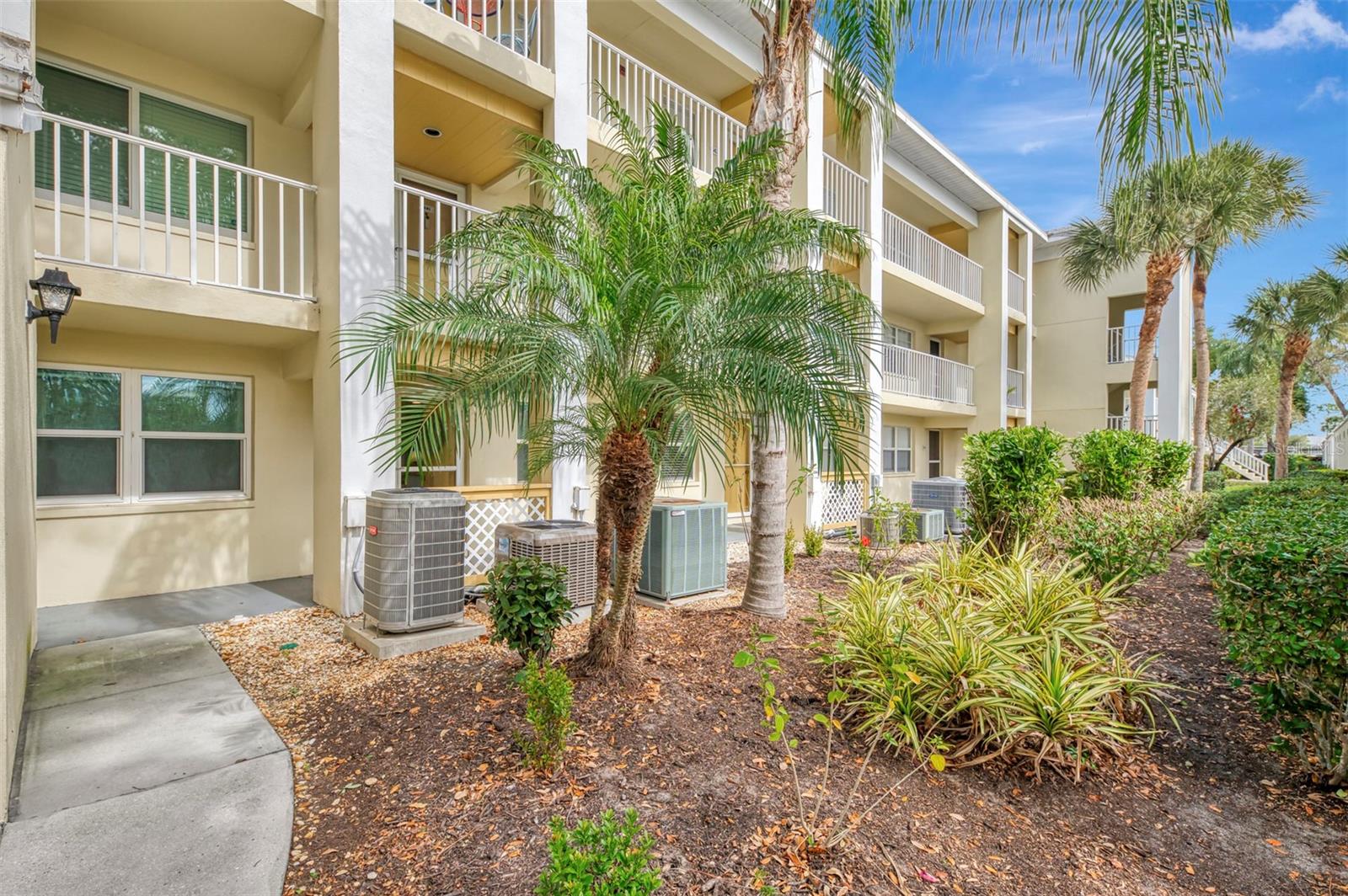 433 CERROMAR LN #341 - Photo 1