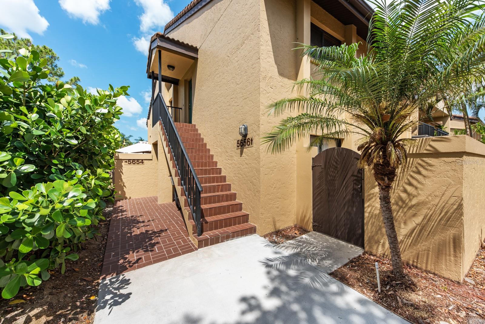 5656 ASHTON LAKE DR #5656 - Photo 1