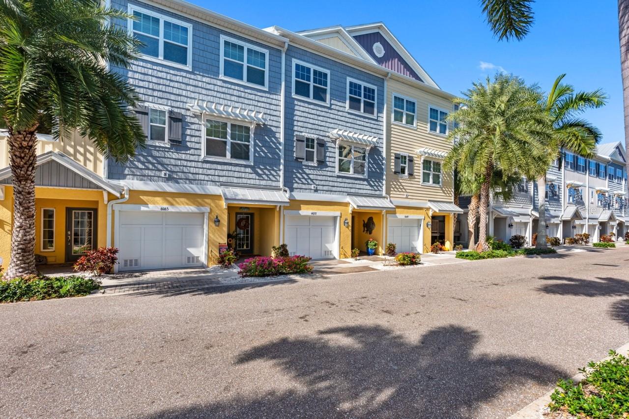 6057 MOORINGS DR S - Photo 1