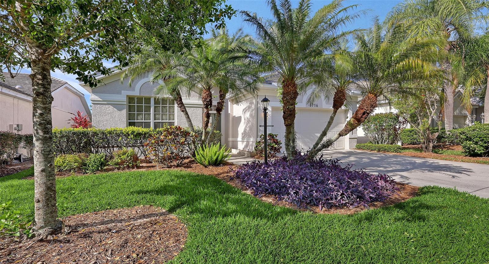 6716 SPRING MOSS PL - Photo 1
