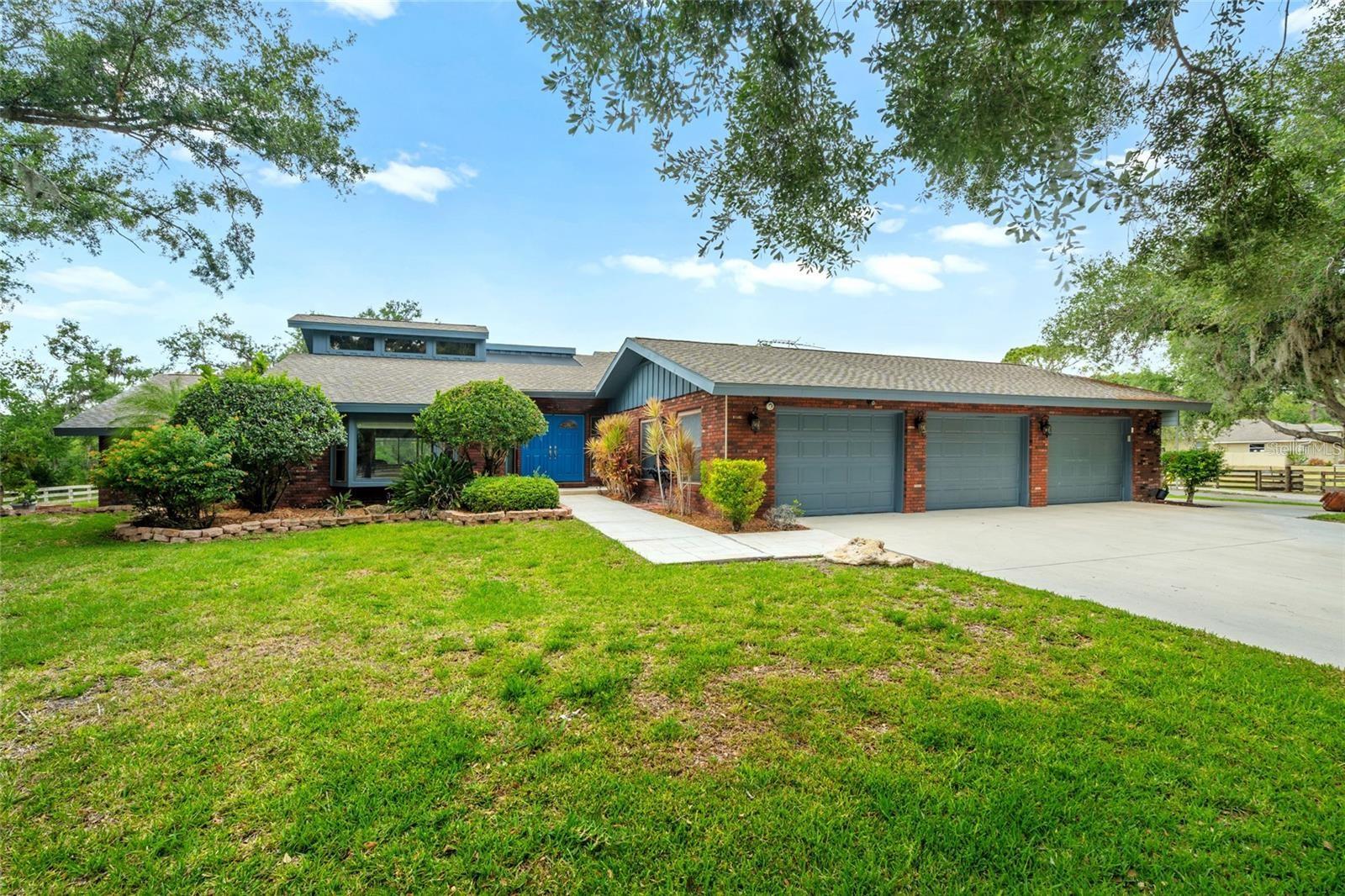140 COWPEN LN - Photo 1