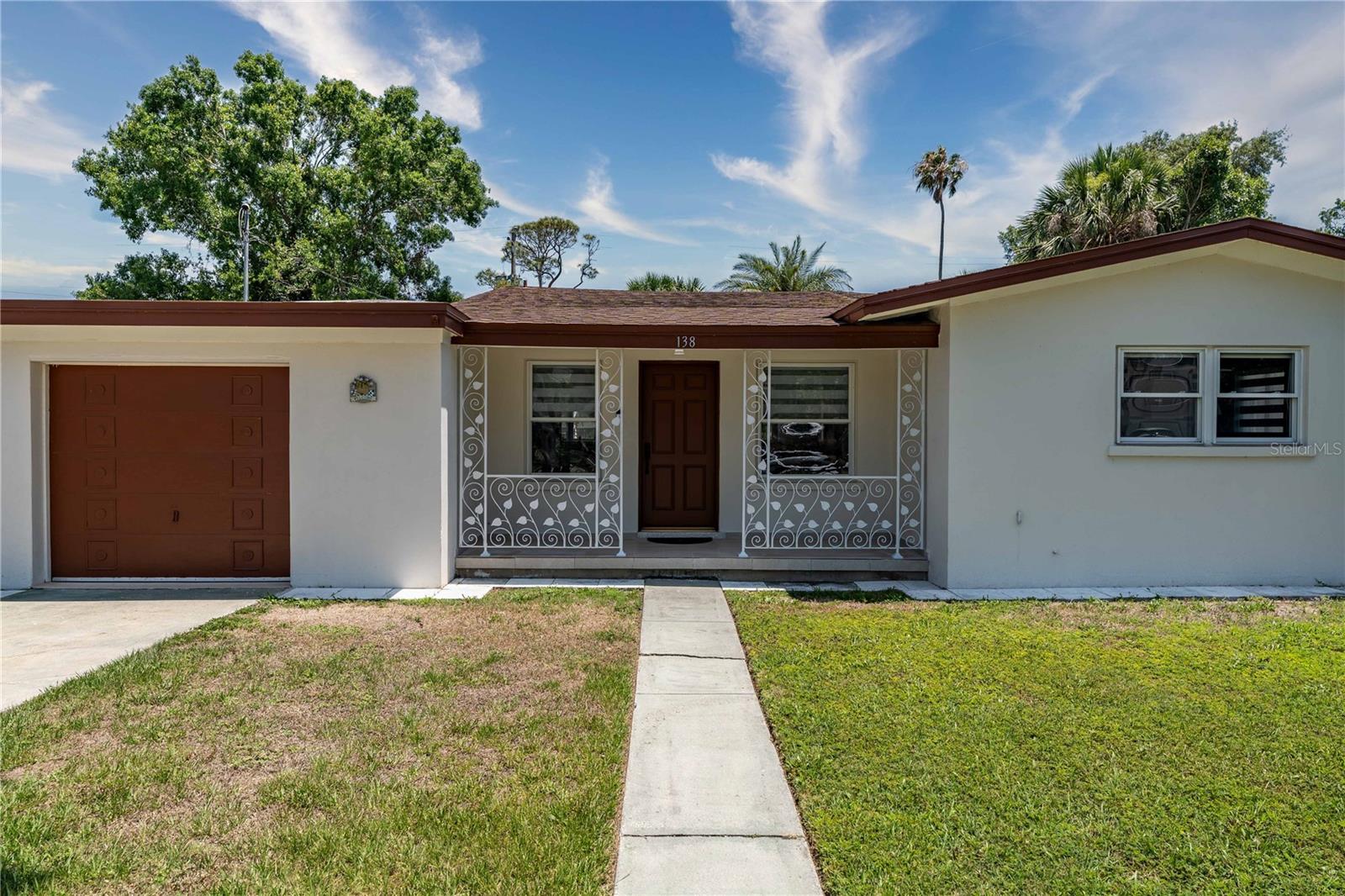 138 PEARL AVE - Photo 1