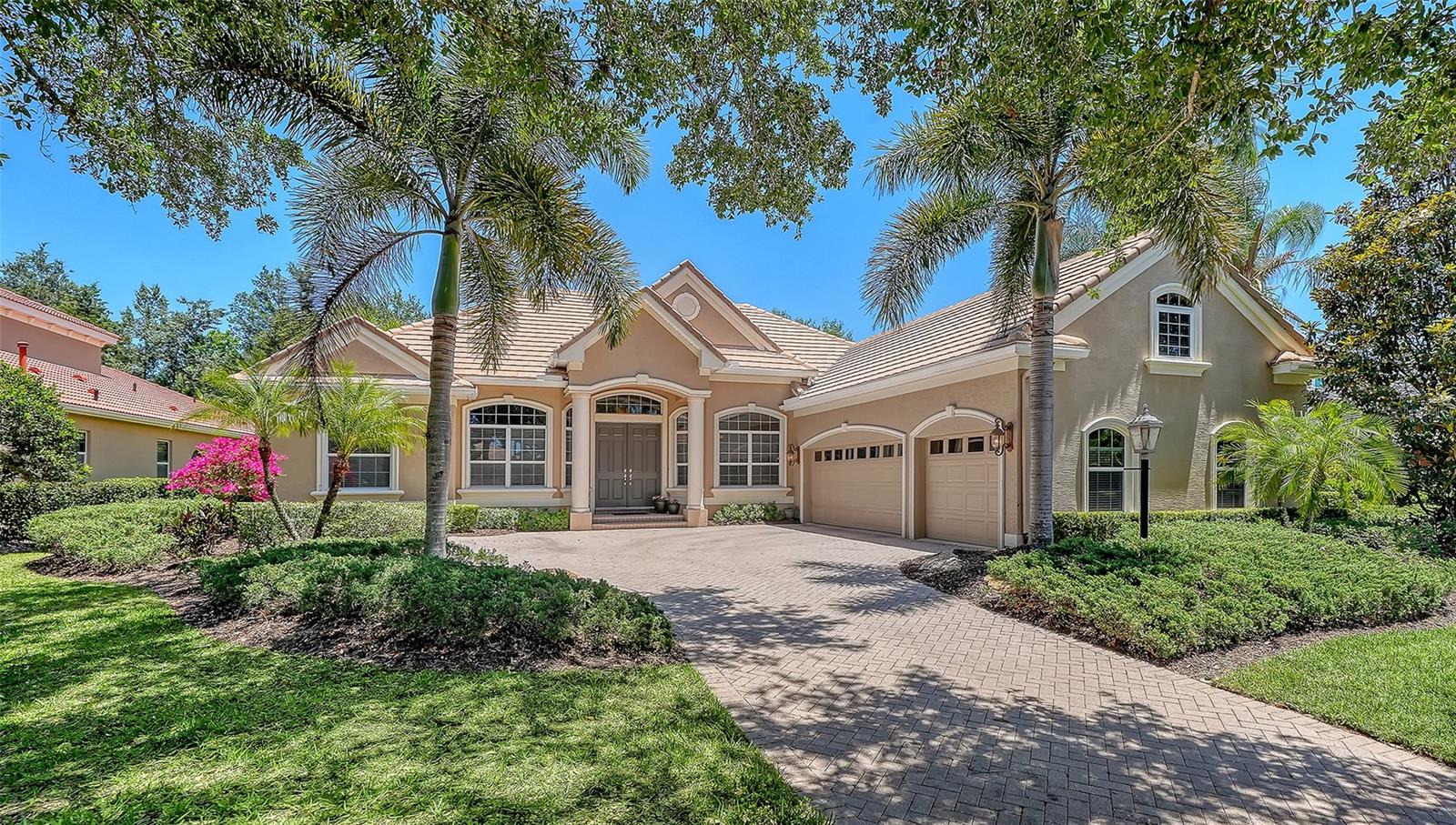 7507 ABBEY GLN - Photo 1