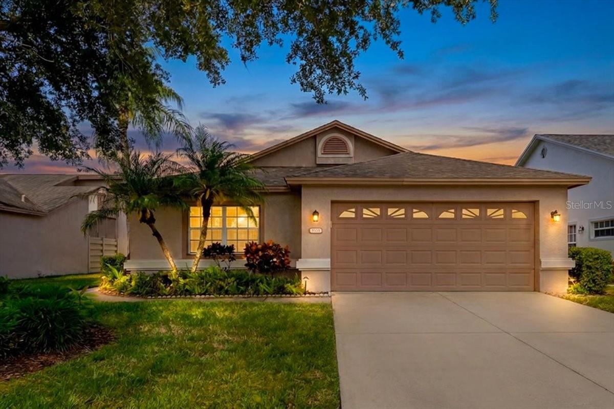 4734 RAINTREE STREET CIR E - Photo 1