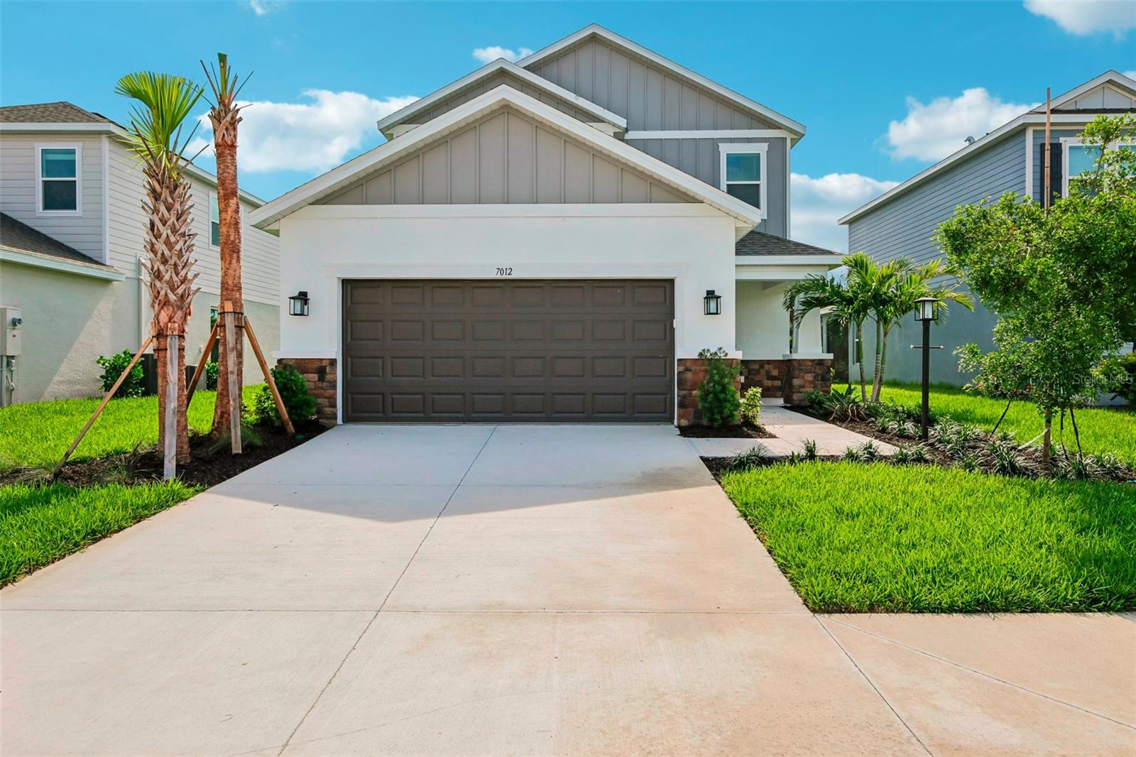 7012 FOXBORO WAY - Photo 1