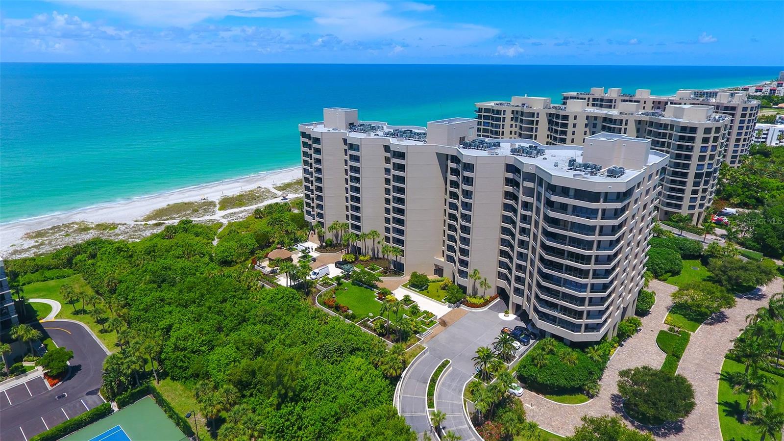 1211 GULF OF MEXICO DR #105 - Photo 1