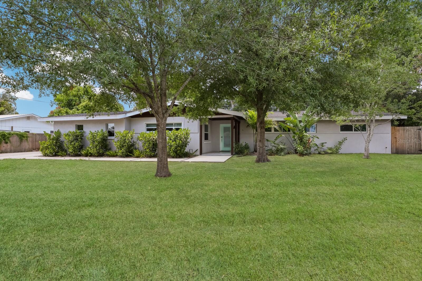 5720 ISANDA PL - Photo 1