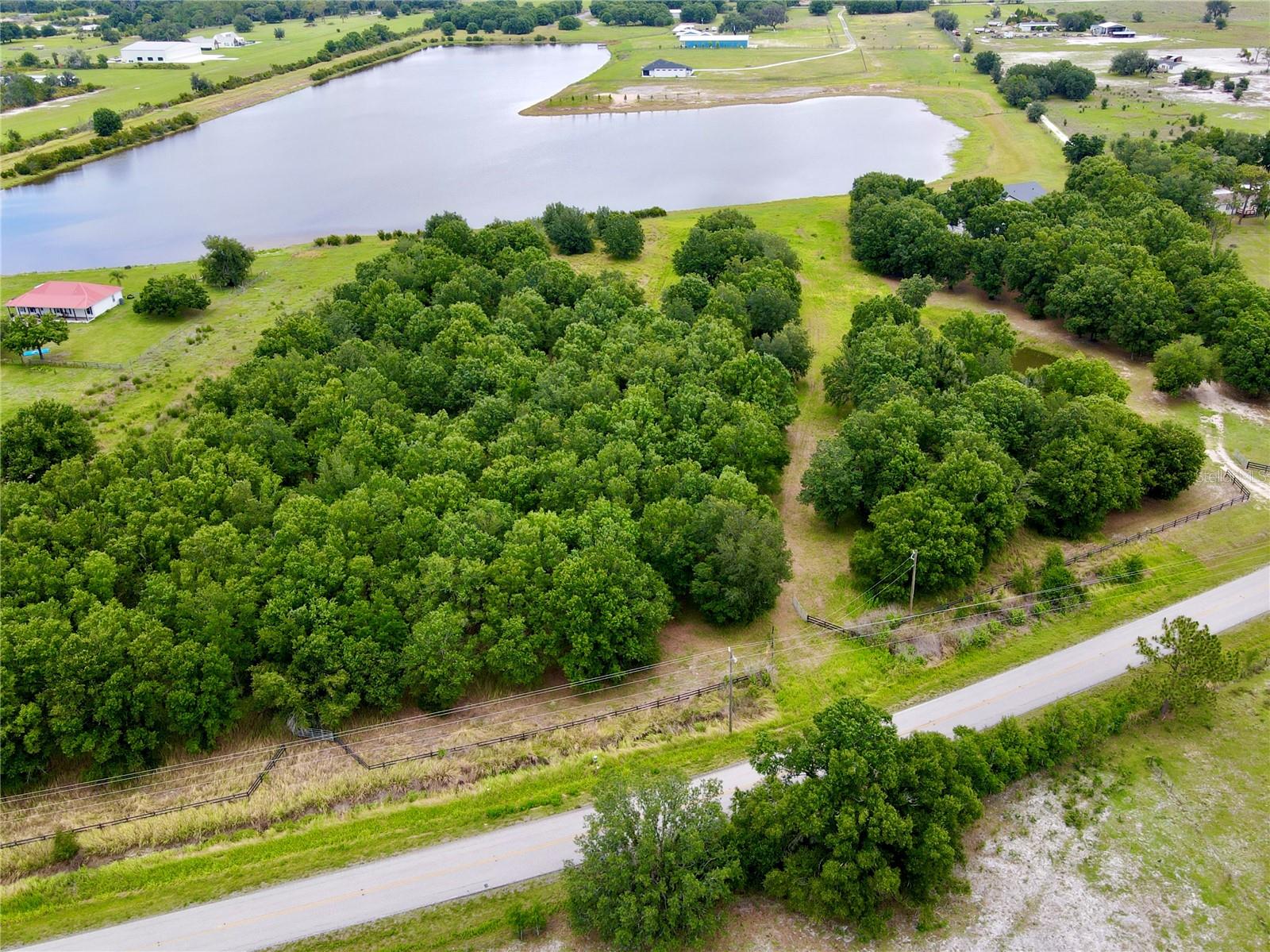 4946 WAUCHULA RD - Photo 1