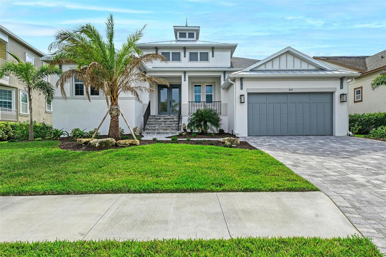 8211 37TH AVENUE CIR W - Photo 1