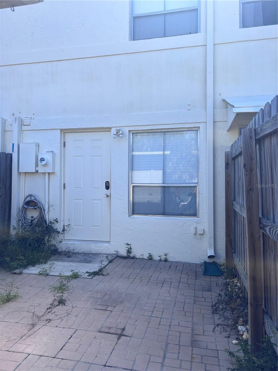 4515 LA CAPRI CT - Photo 1