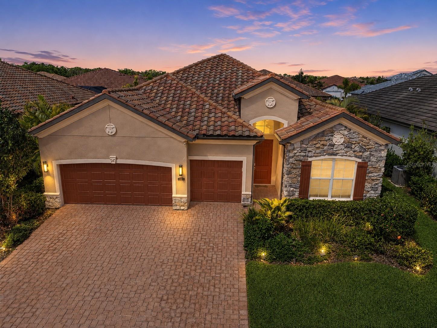 11825 PERENNIAL PL - Photo 1