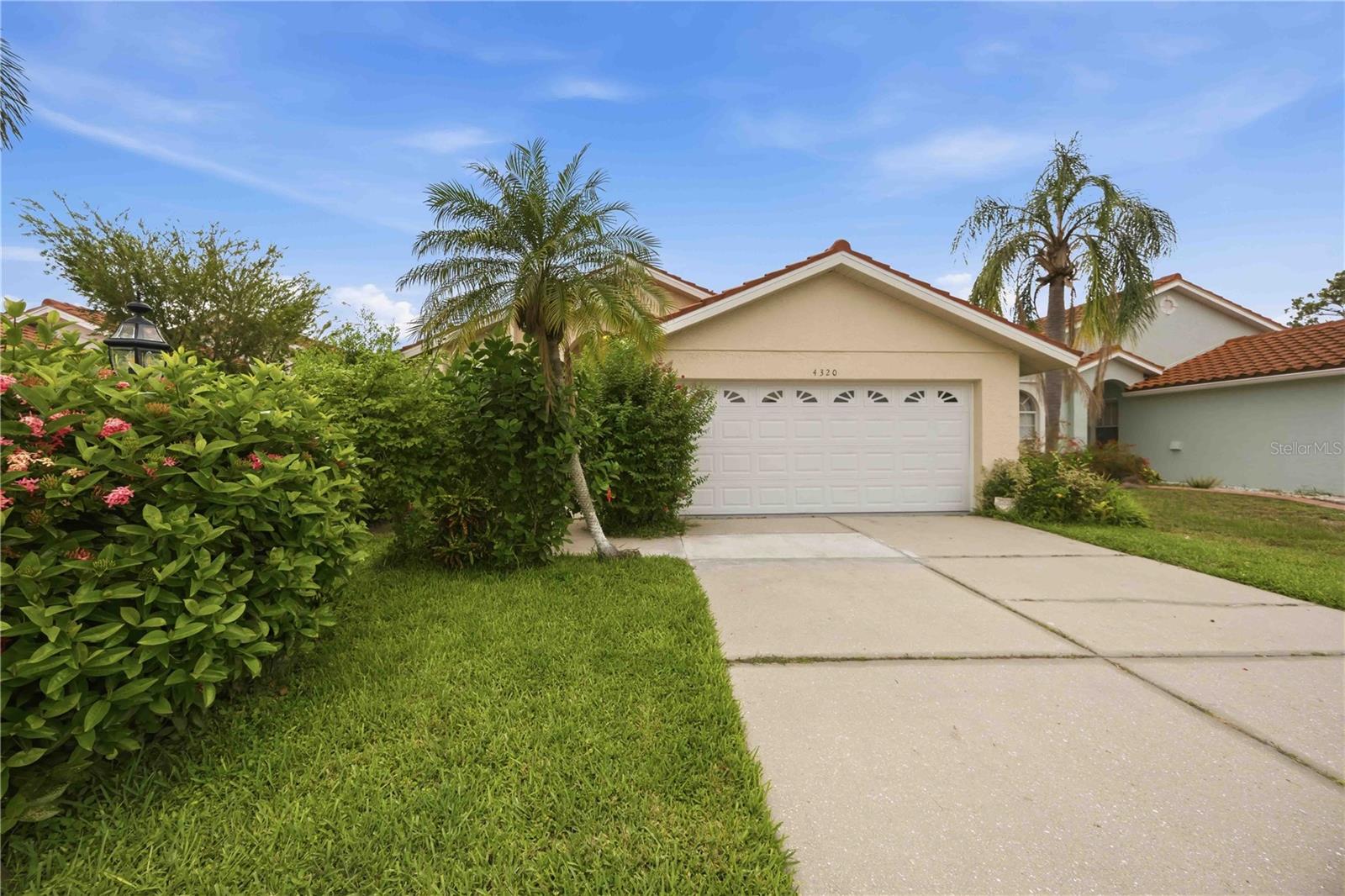 4320 MARCOTT CIR - Photo 1
