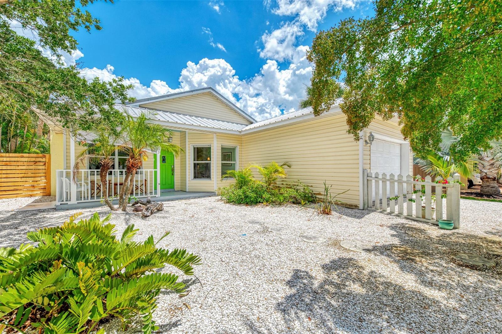 5253 AVENIDA DEL MARE - Photo 1
