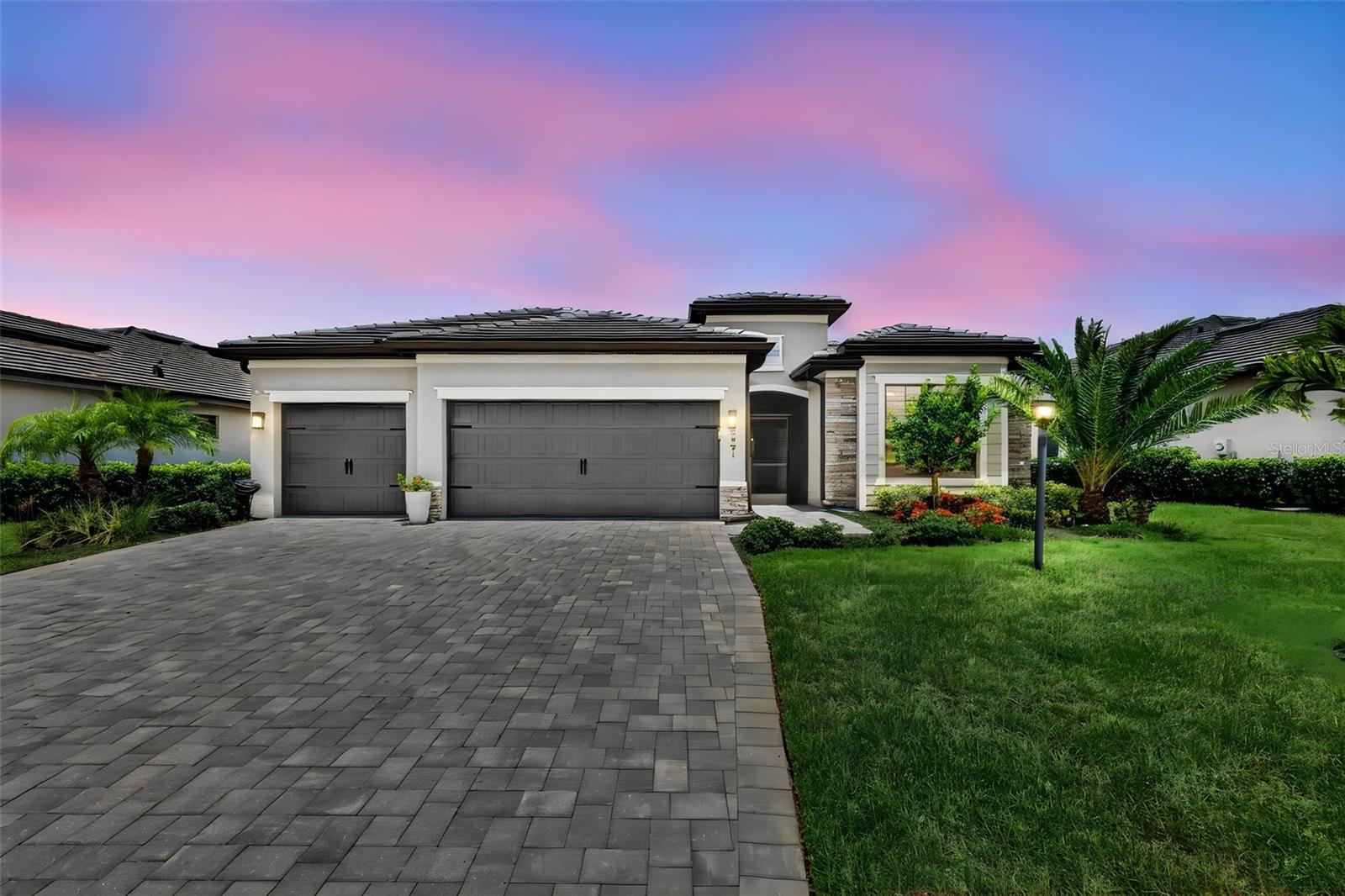 4881 SEAFOAM TRL - Photo 1