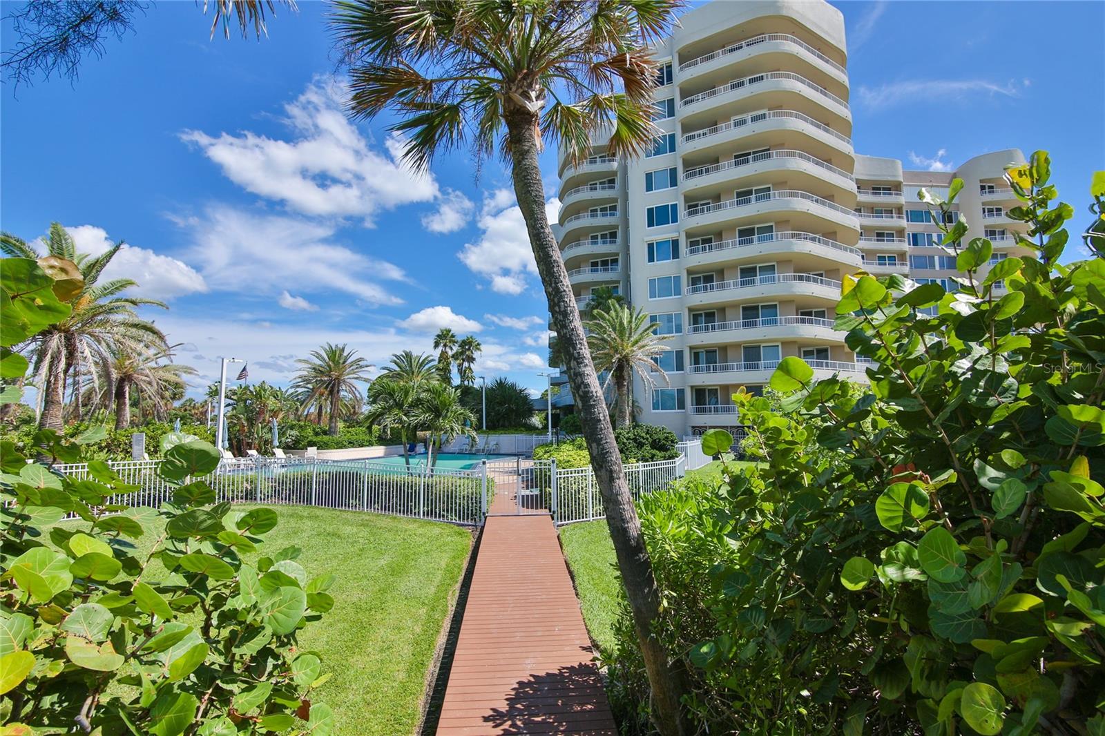 775 LONGBOAT CLUB RD #904 - Photo 1